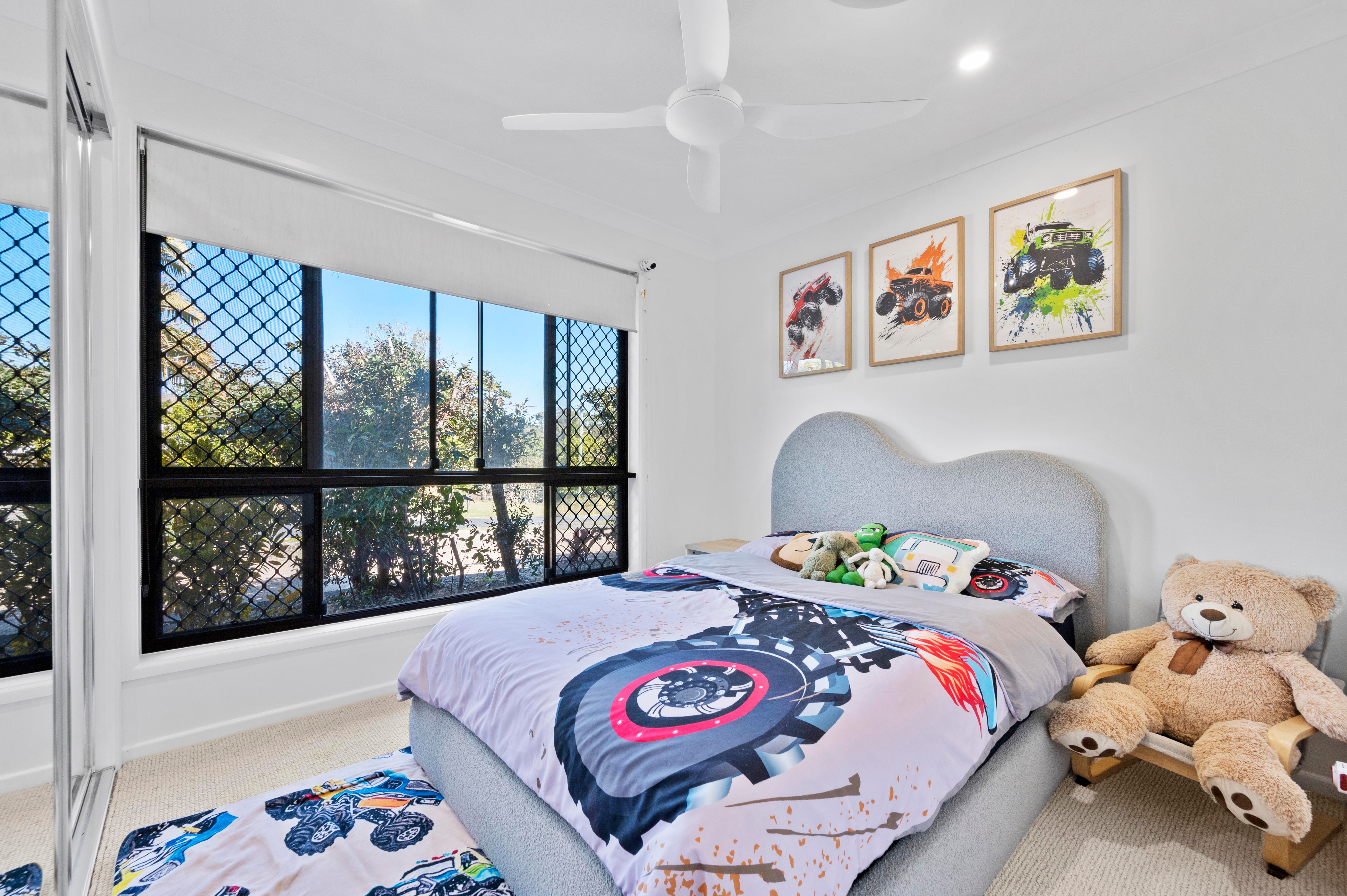18-20 Comet Court — photo 13 of 21
