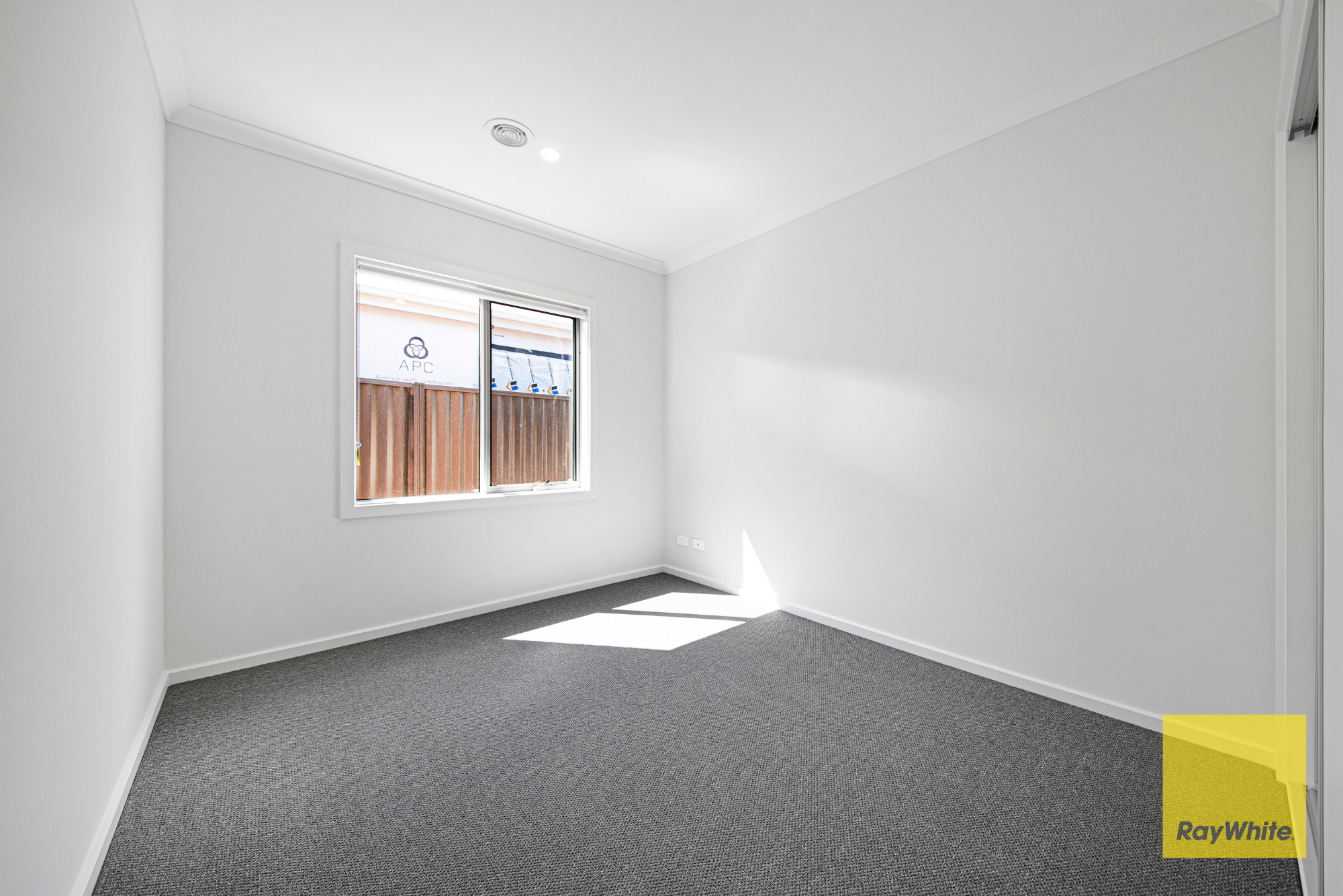 62 Danube Road — photo 11 of 18