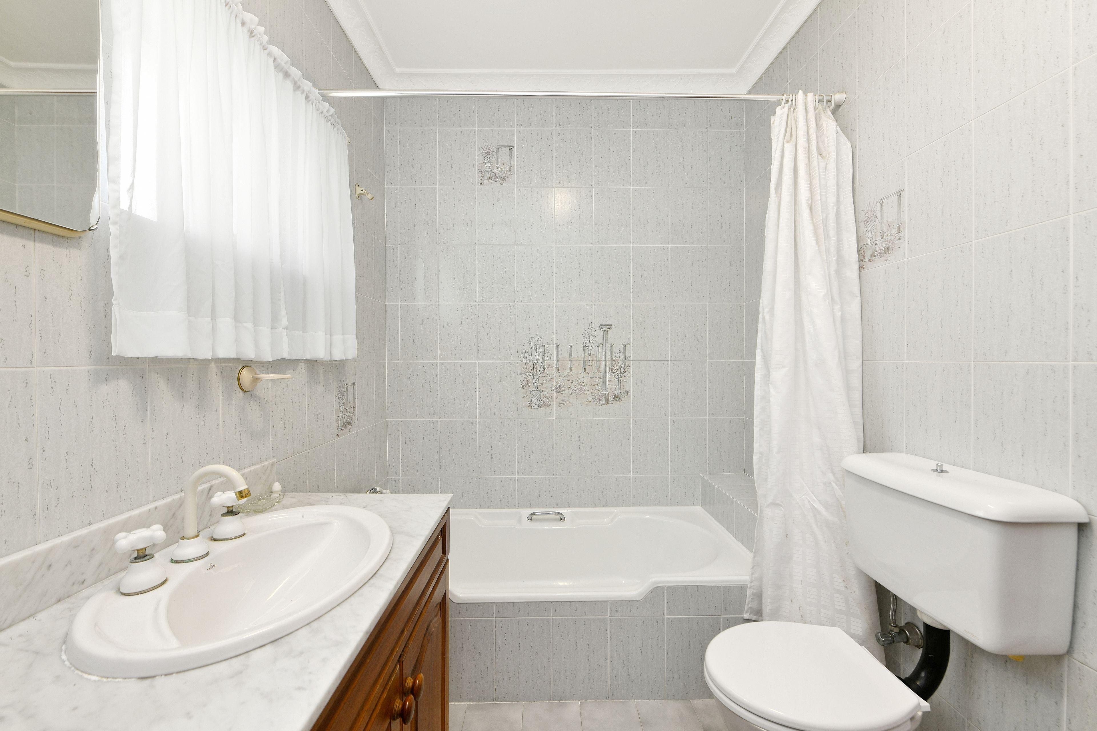 130 Boyce Road — photo 10 of 11