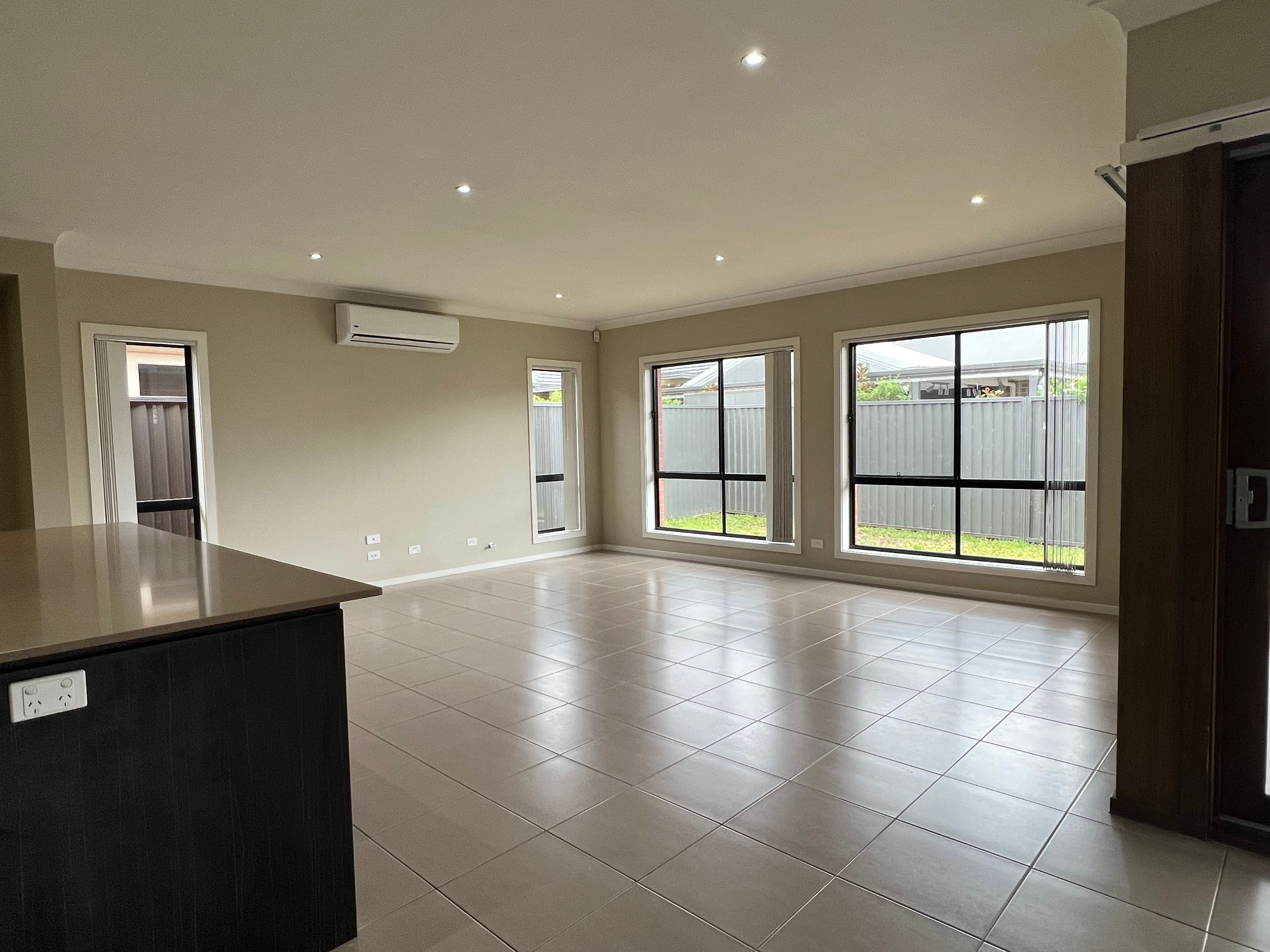 36 Sandstock Avenue, Jordan Springs, NSW