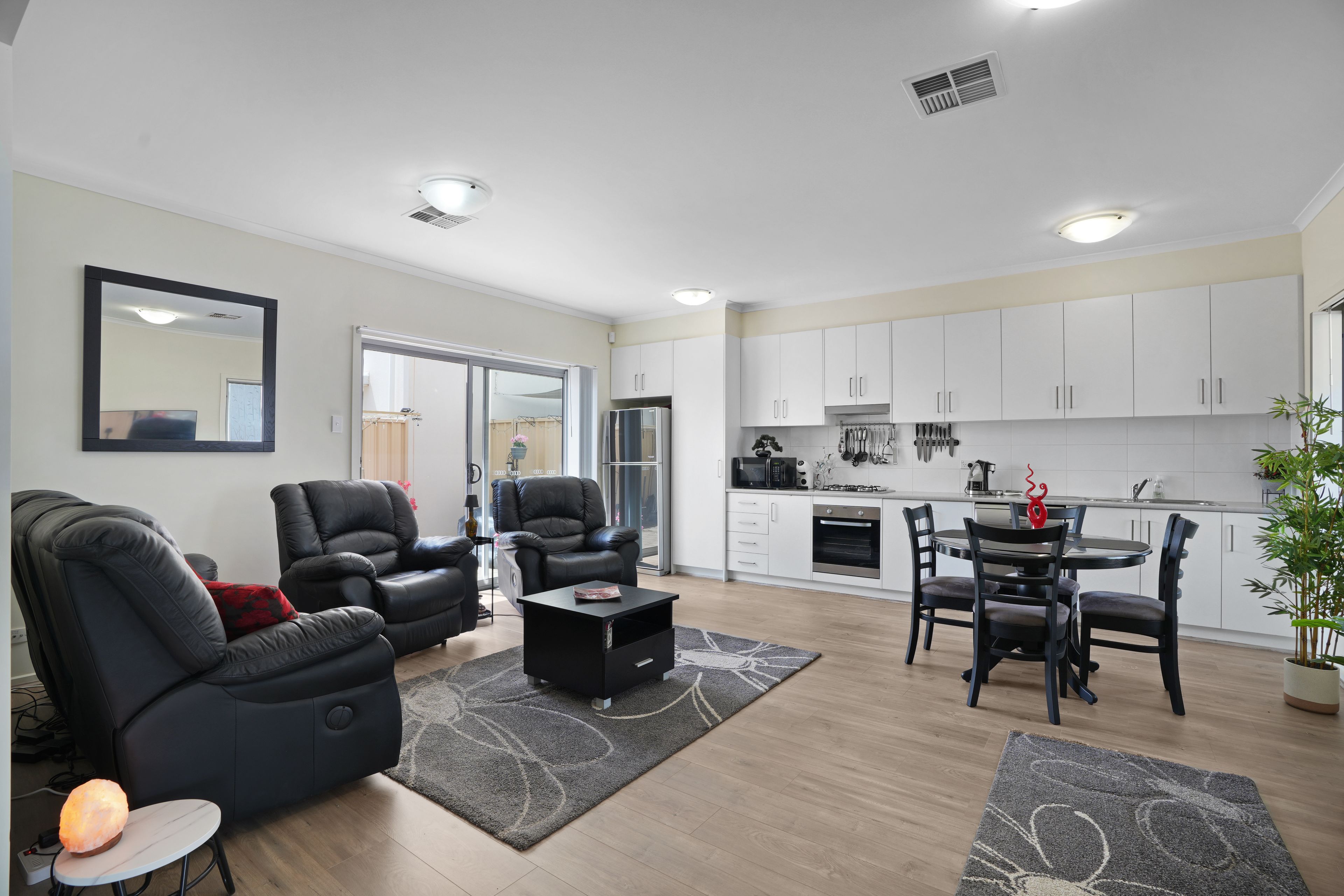 30 Ormond Avenue — photo 3 of 16
