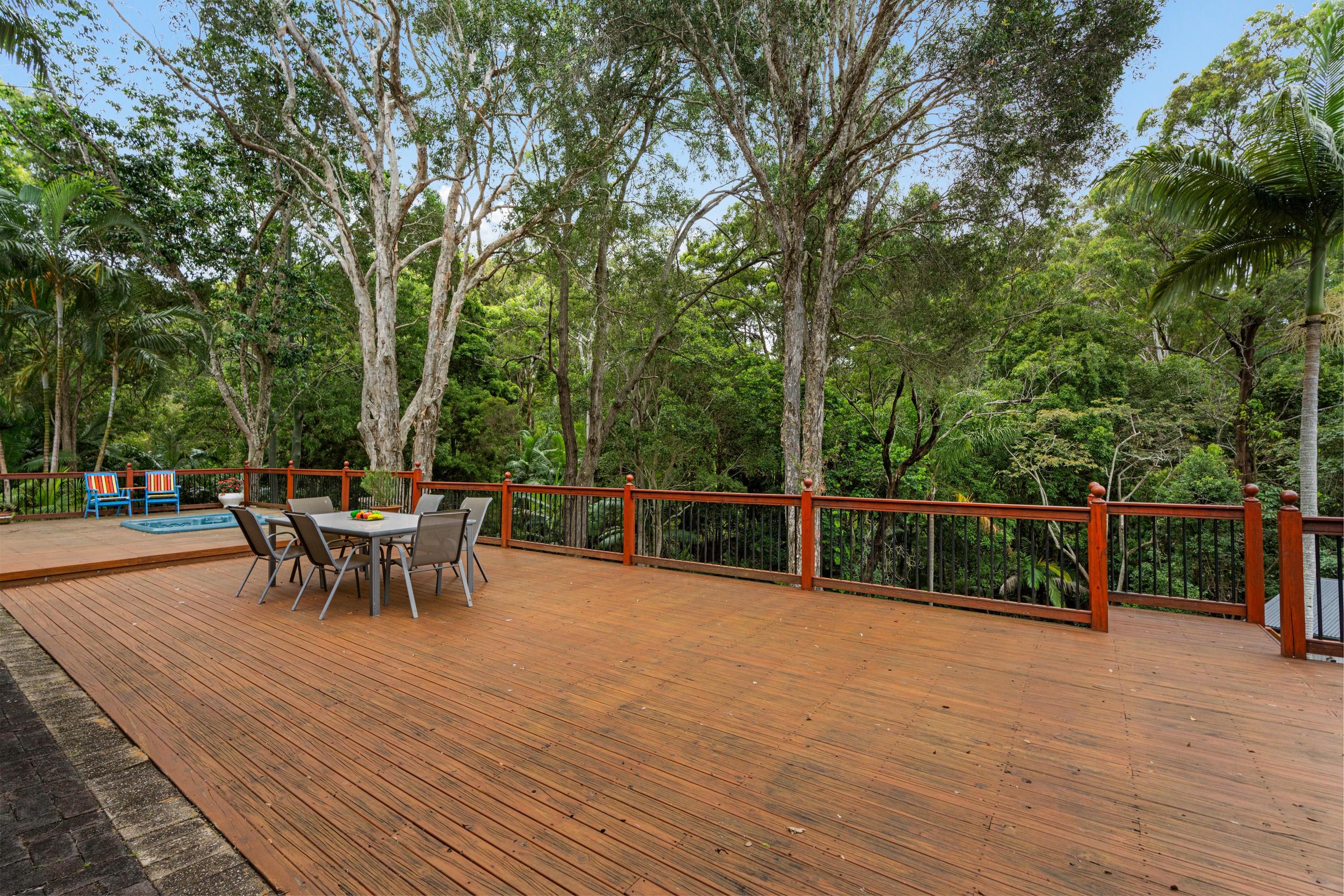 8 Karawatha Drive, Currumbin Waters, QLD 4223