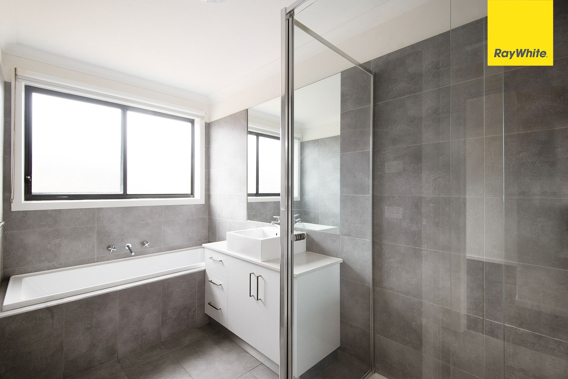 20 Toolern Waters Drive — photo 8 of 17
