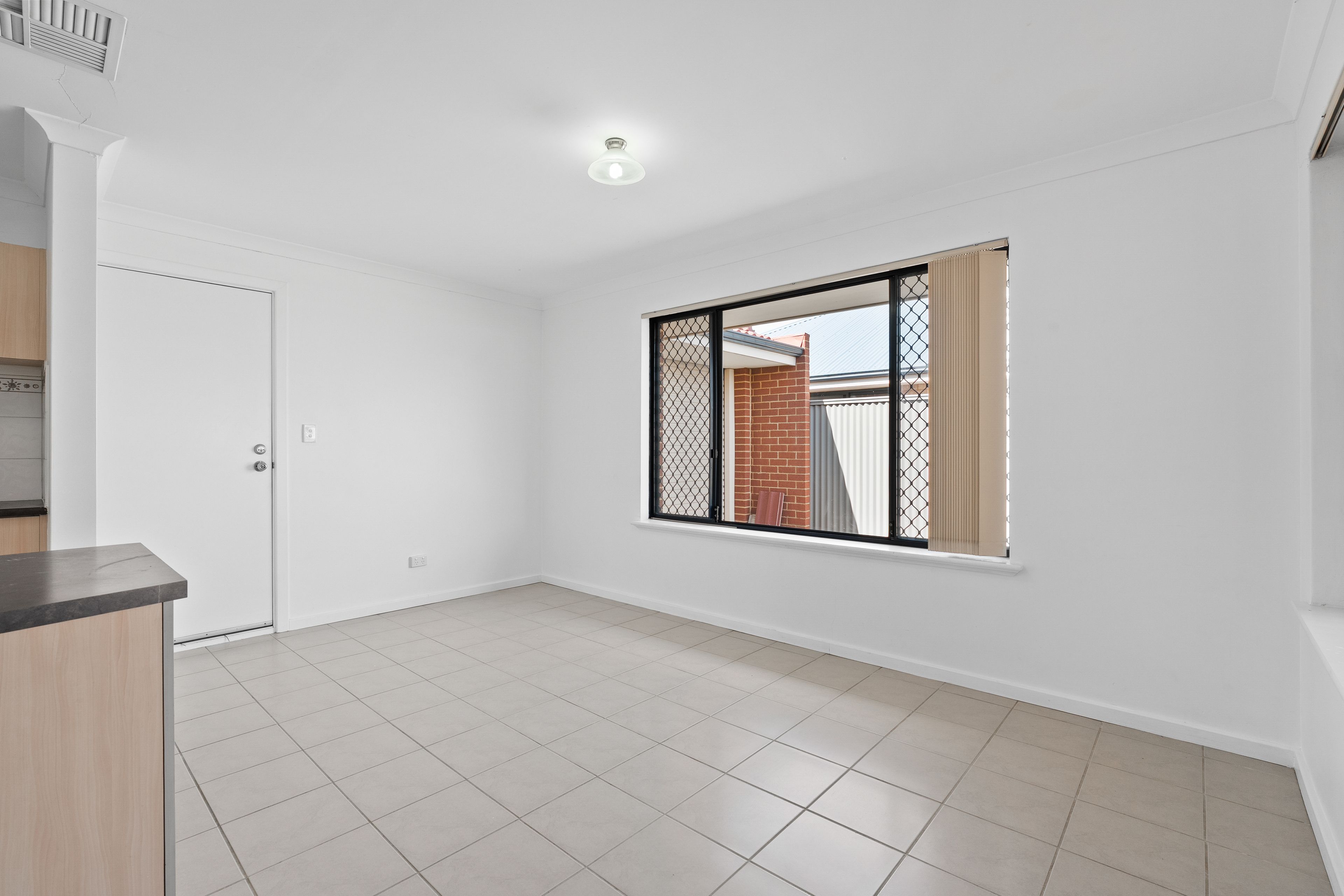 4 Oxenholme Way — photo 15 of 30
