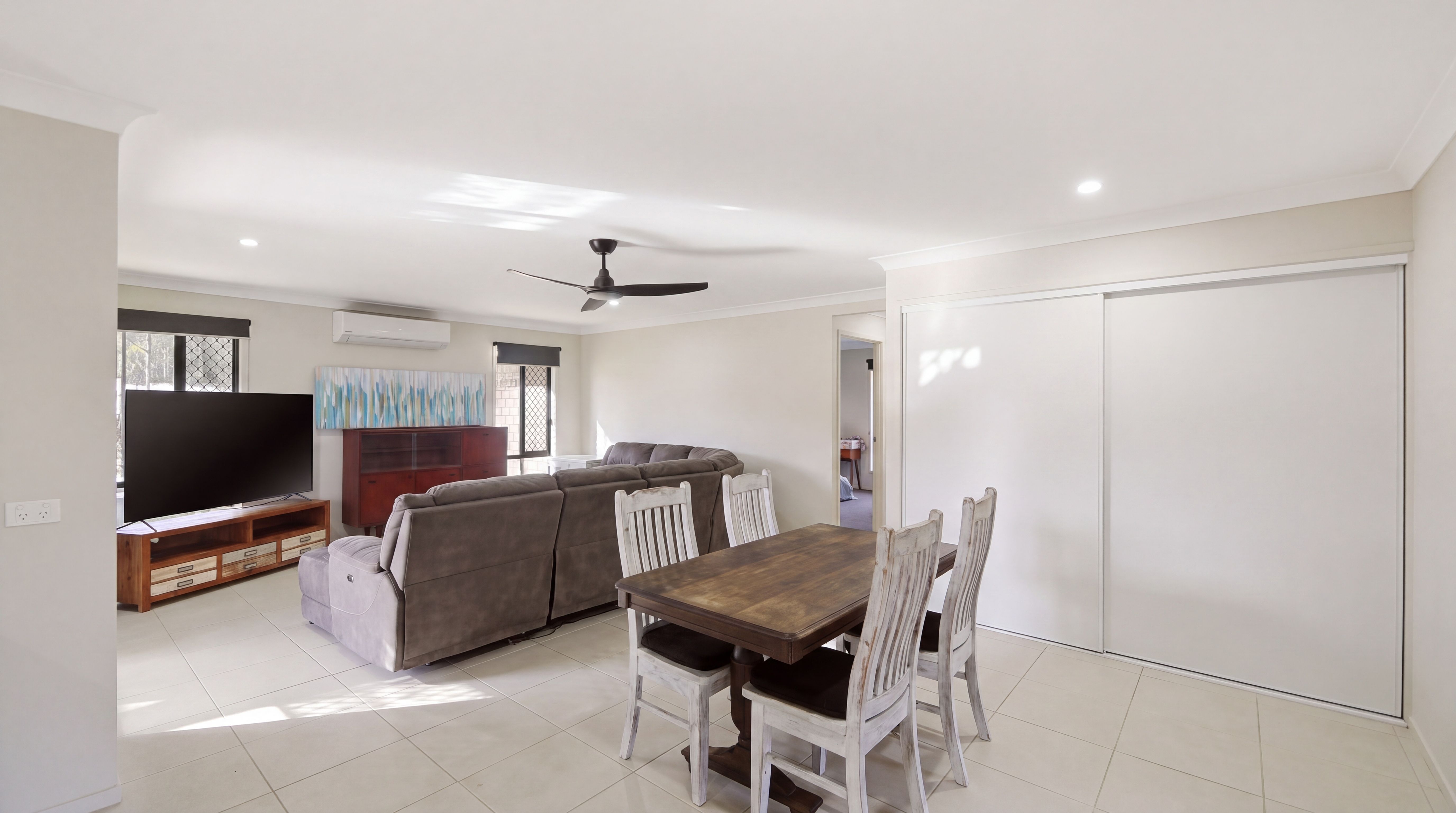 9 Rosewood Drive — photo 5 of 19