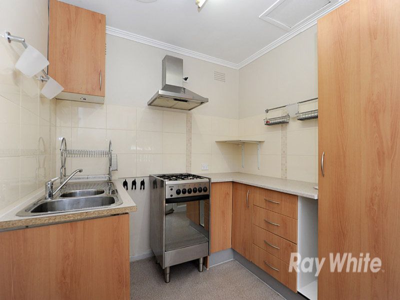 2/10 Warrabel Road, Ferntree Gully, VIC 3156