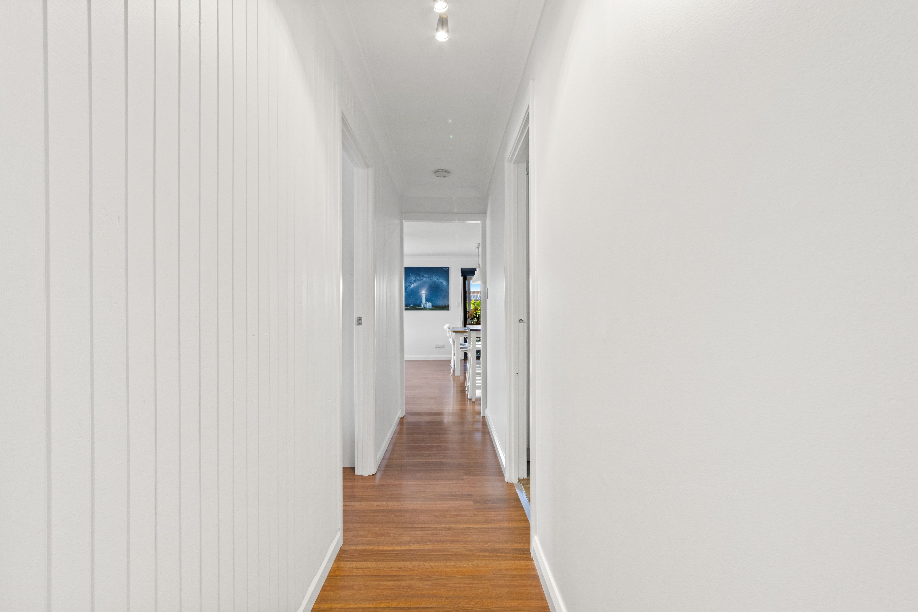 84 Delia Avenue — photo 11 of 20