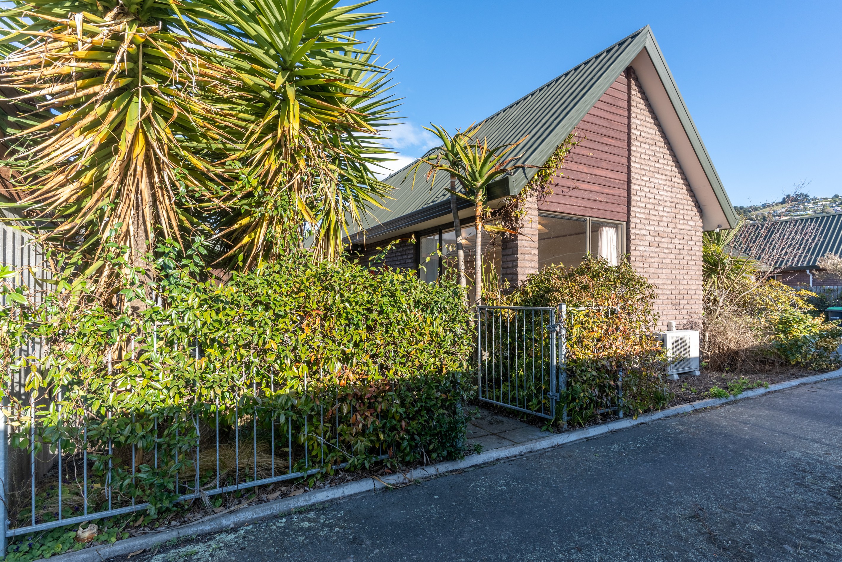 2/162 Main Road, Redcliffs, Christchurch City