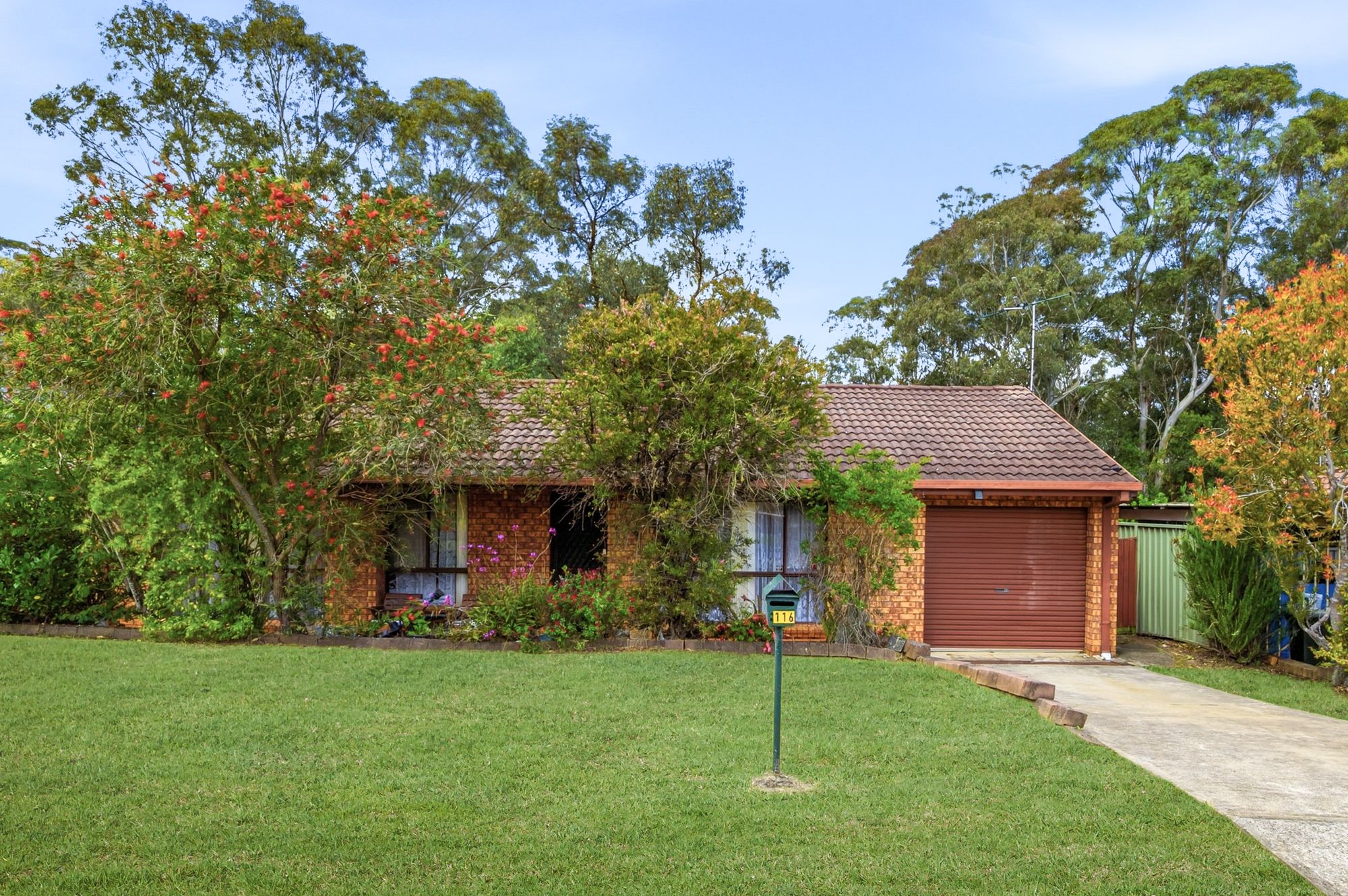116 Donalbain Circuit — photo from Ray White Macarthur Group