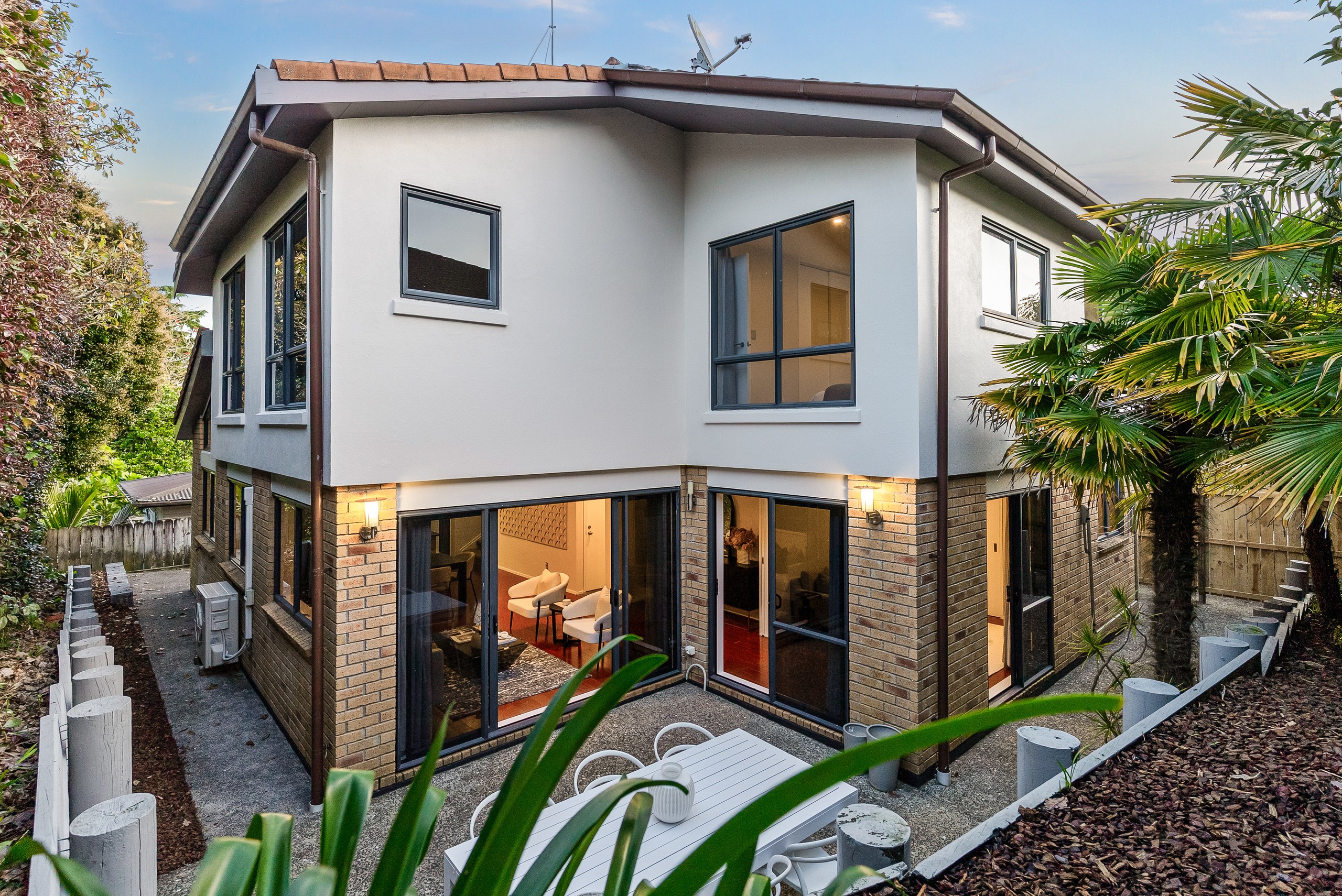 18B Howe Street, Howick, Manukau City