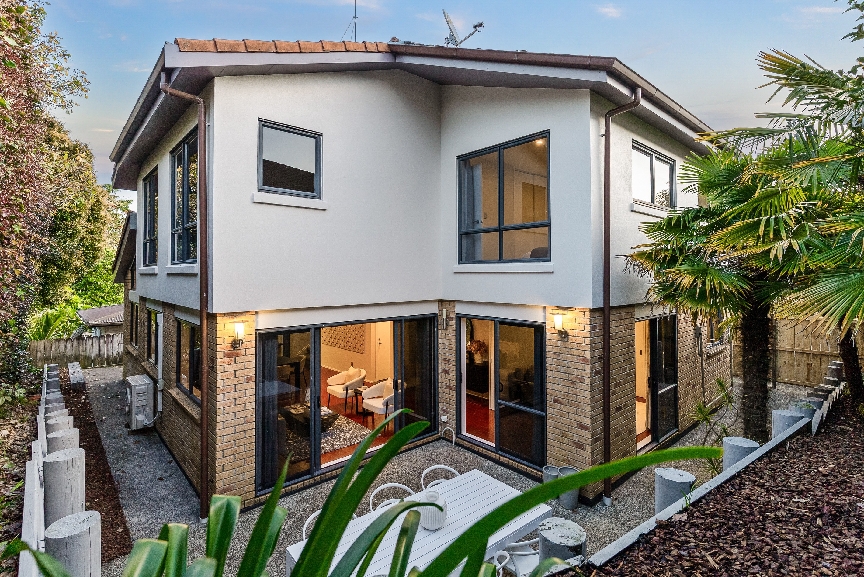 18B Howe Street, Howick, Manukau City