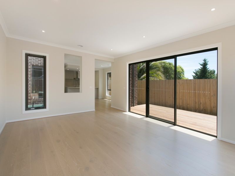 123A Rosslyn Avenue, Seaford, VIC 3198