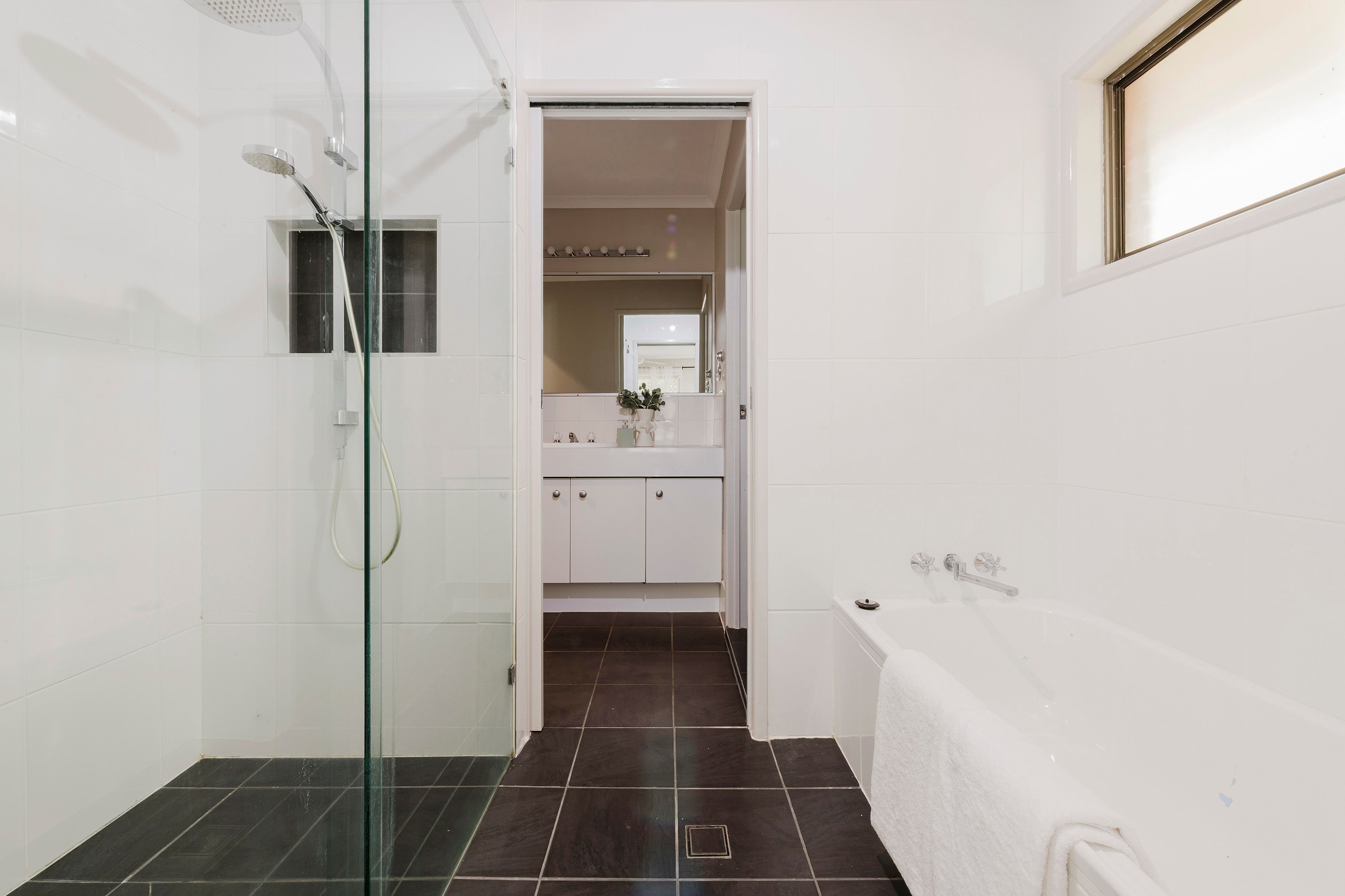 2 Burkell Court — photo 9 of 15