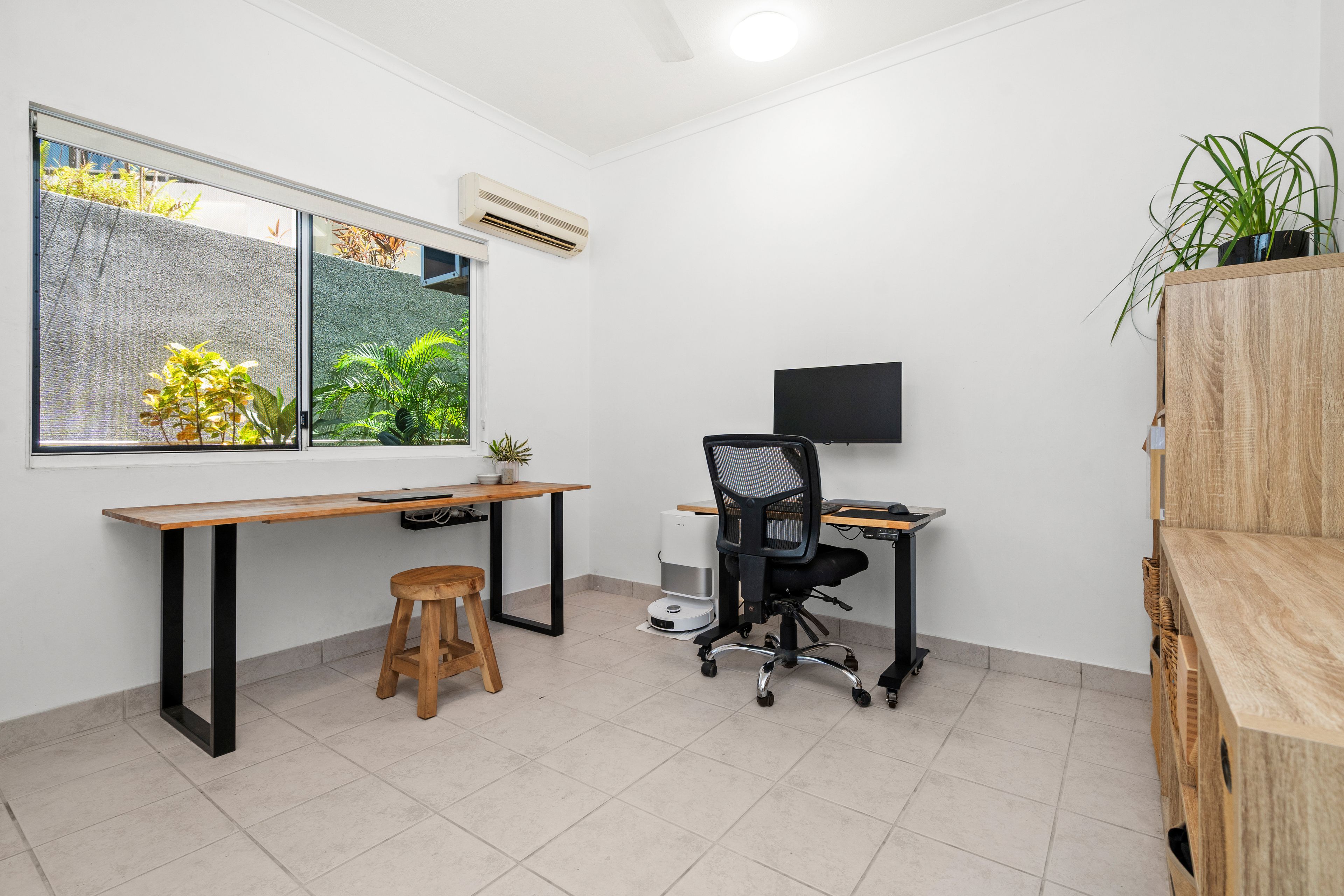 1/5 Cardona Court — photo 15 of 26