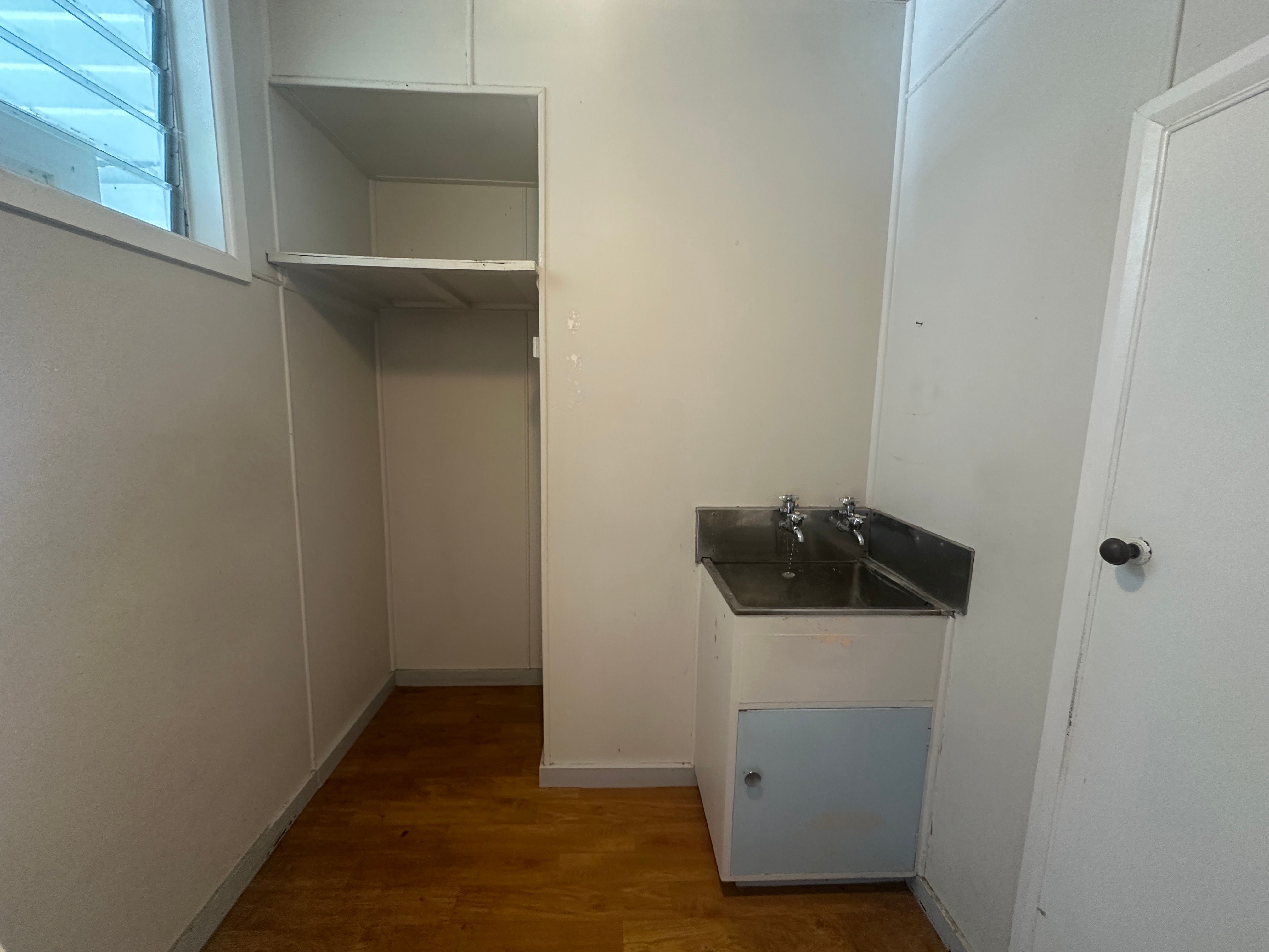 Spacious Four-Bedroom Home with a Large Section 3