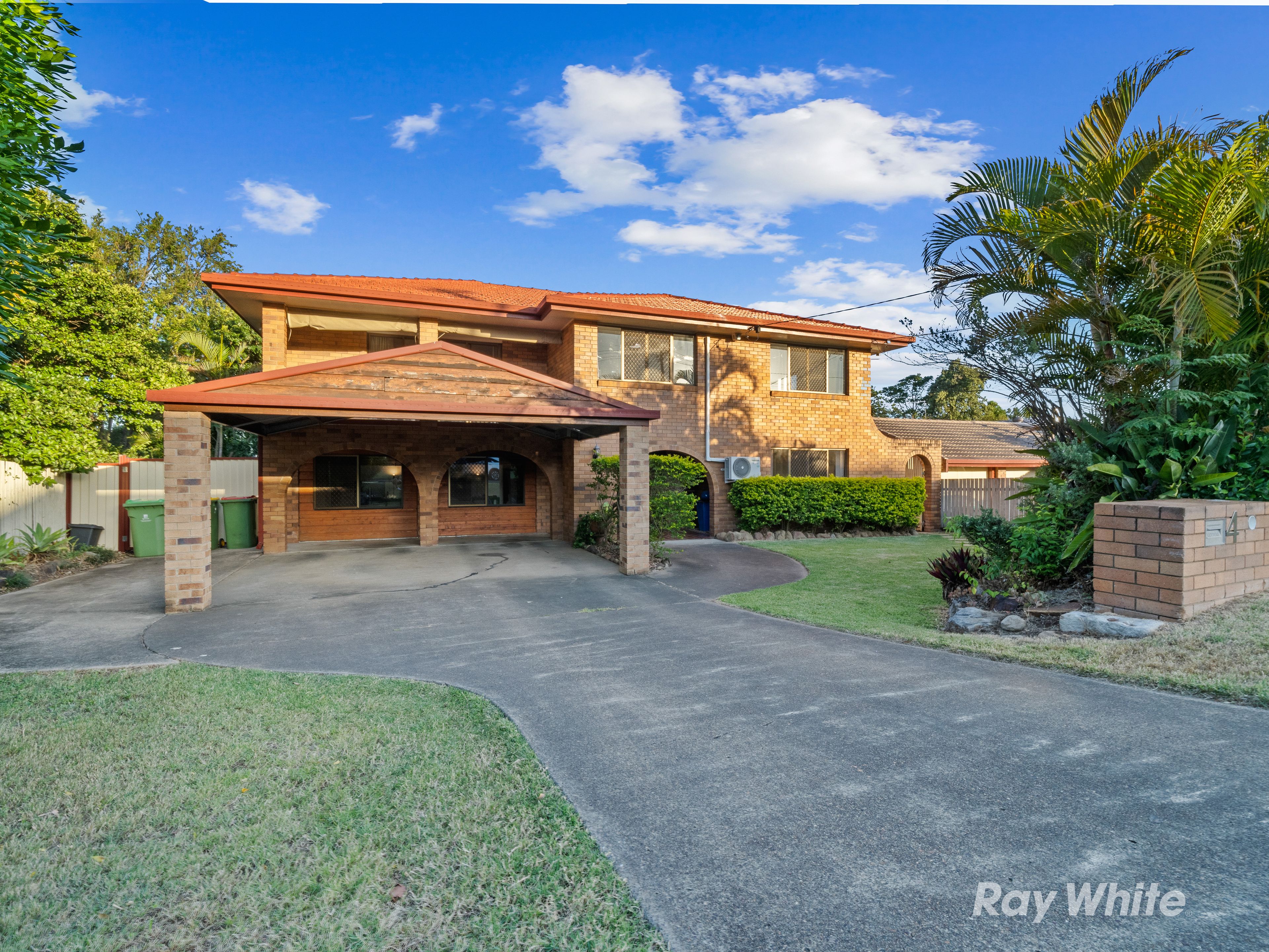4 Cornwall Street, Eastern Heights QLD 4305