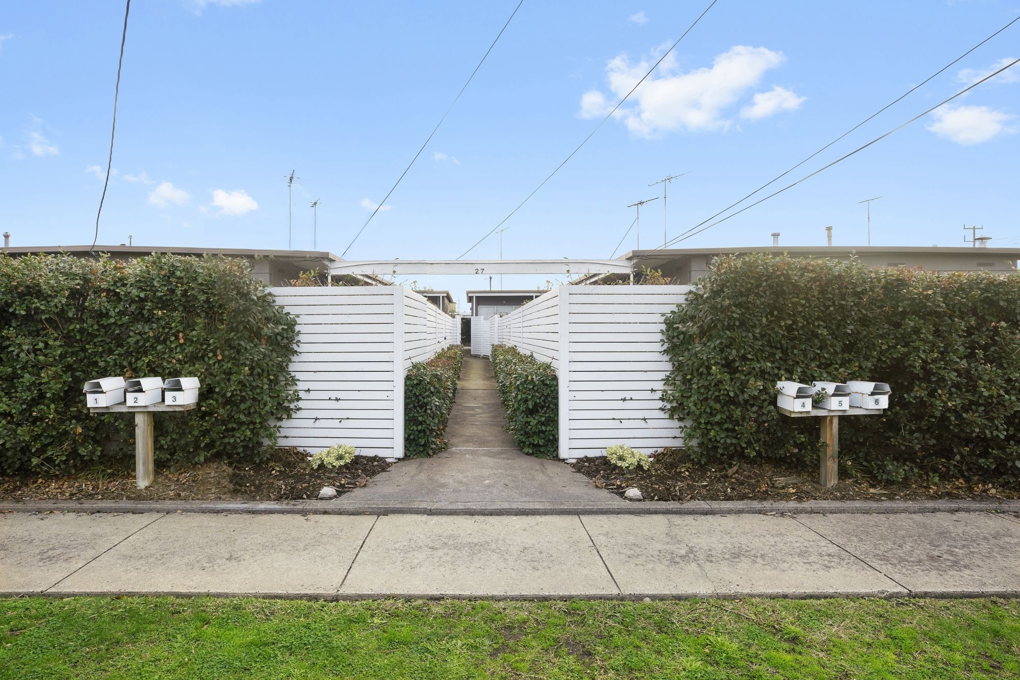 1/27 Hinton Close, Norlane VIC 3214