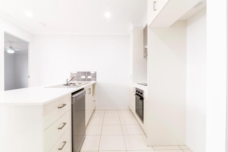 1/6 Gannet Street, Redbank Plains, QLD 4301
