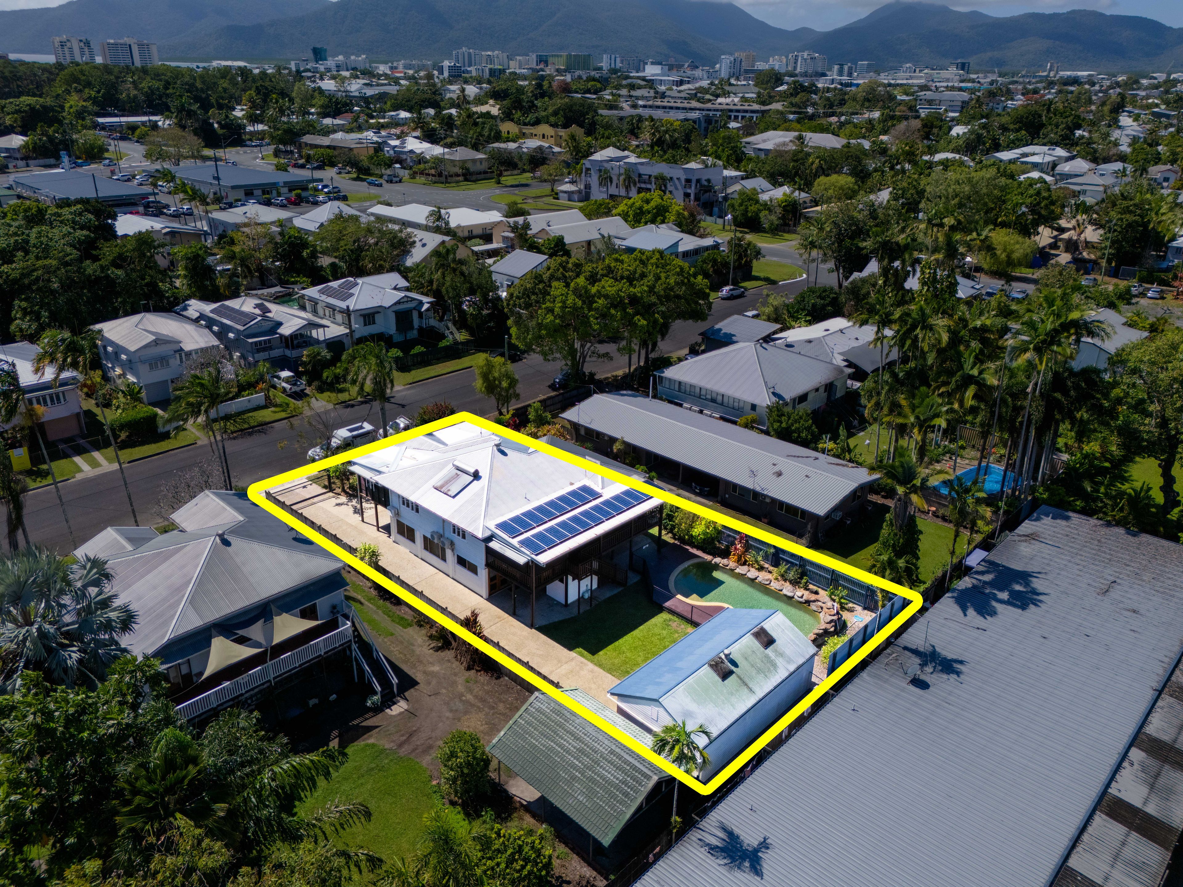11-13 Queen Street, Parramatta Park, QLD 4870