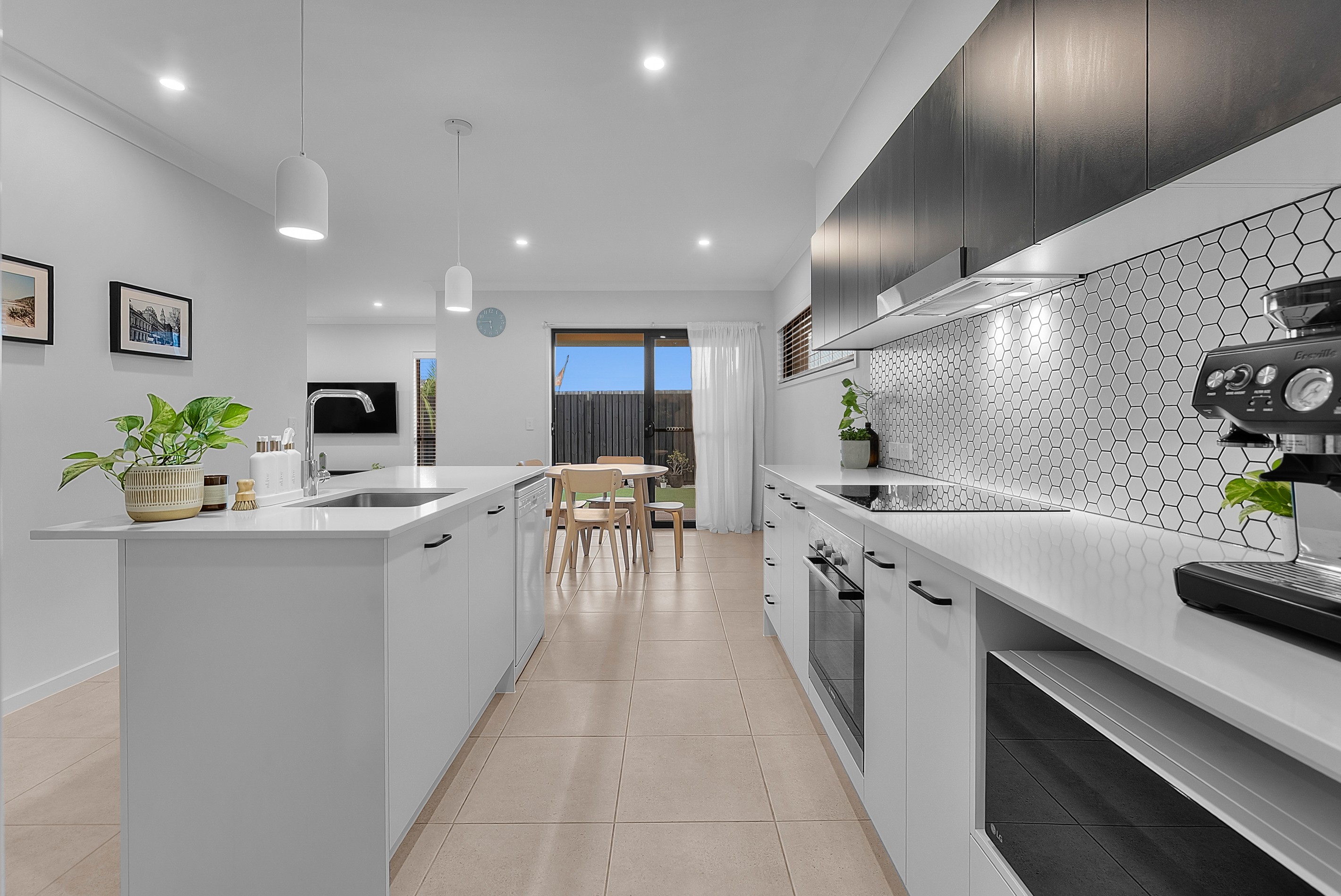 14 Attenborough Circuit, North Lakes, QLD 4509