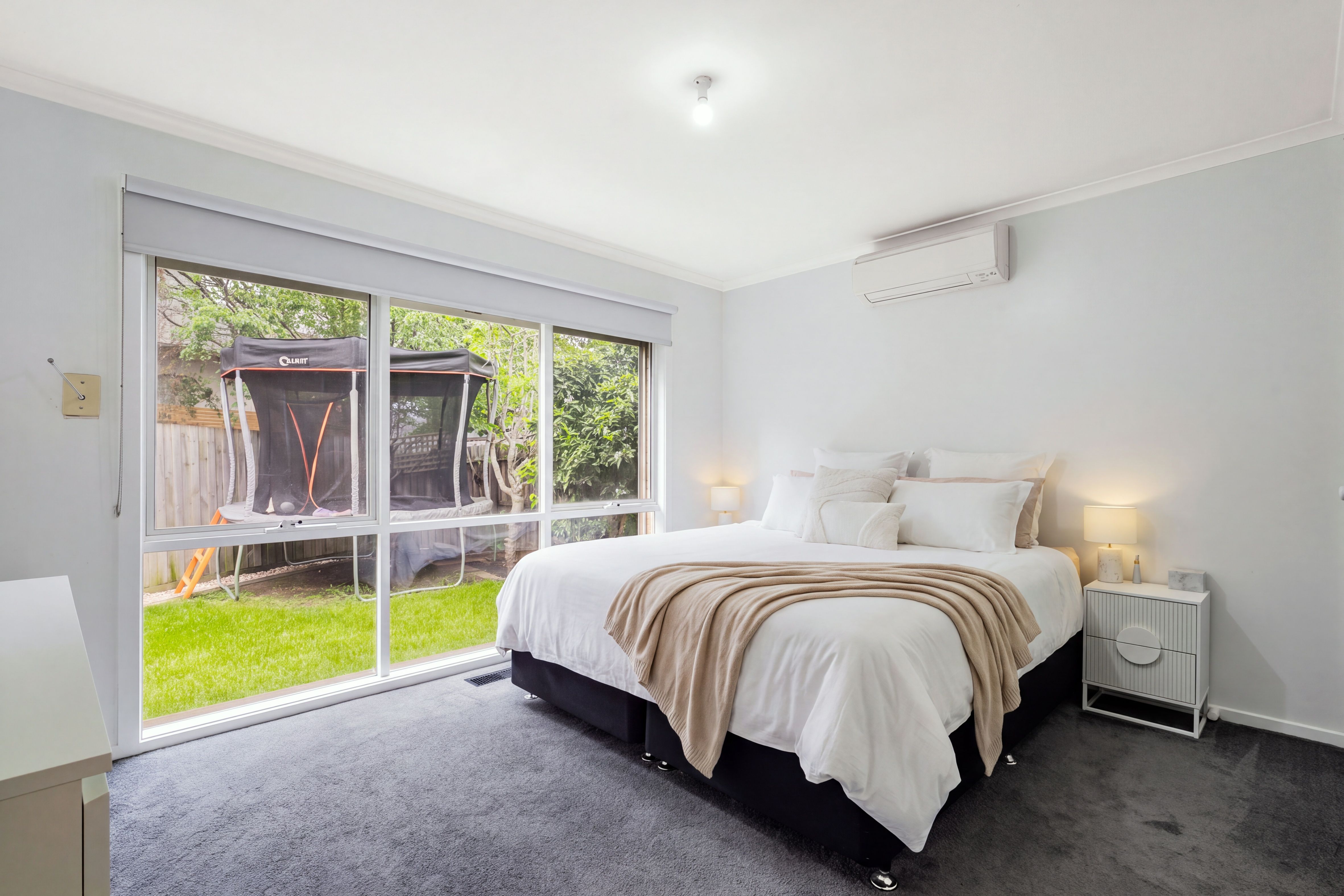 2/1 Rayhur Street — photo 6 of 10