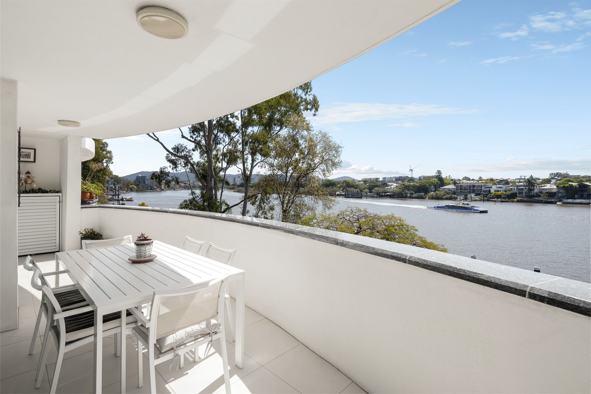 4/100 Macquarie Street, St Lucia, QLD 4067