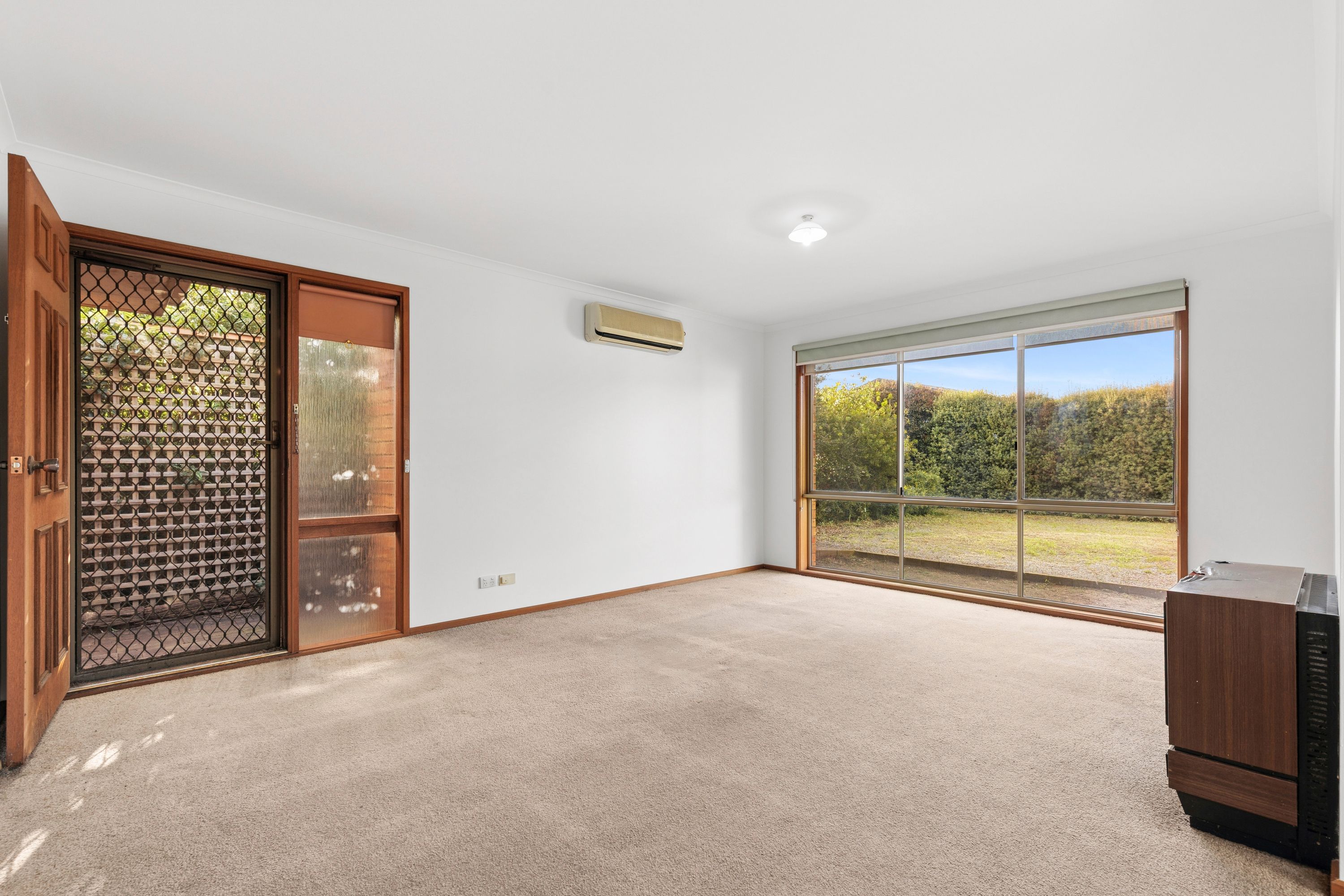 8 Altair Avenue — photo 6 of 12