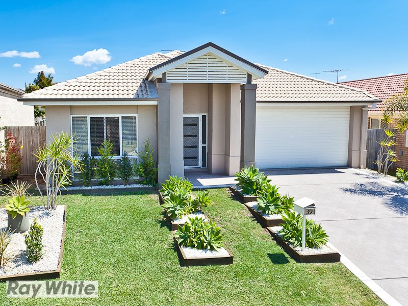 39 Wallaroo Circuit, North Lakes, QLD 4509