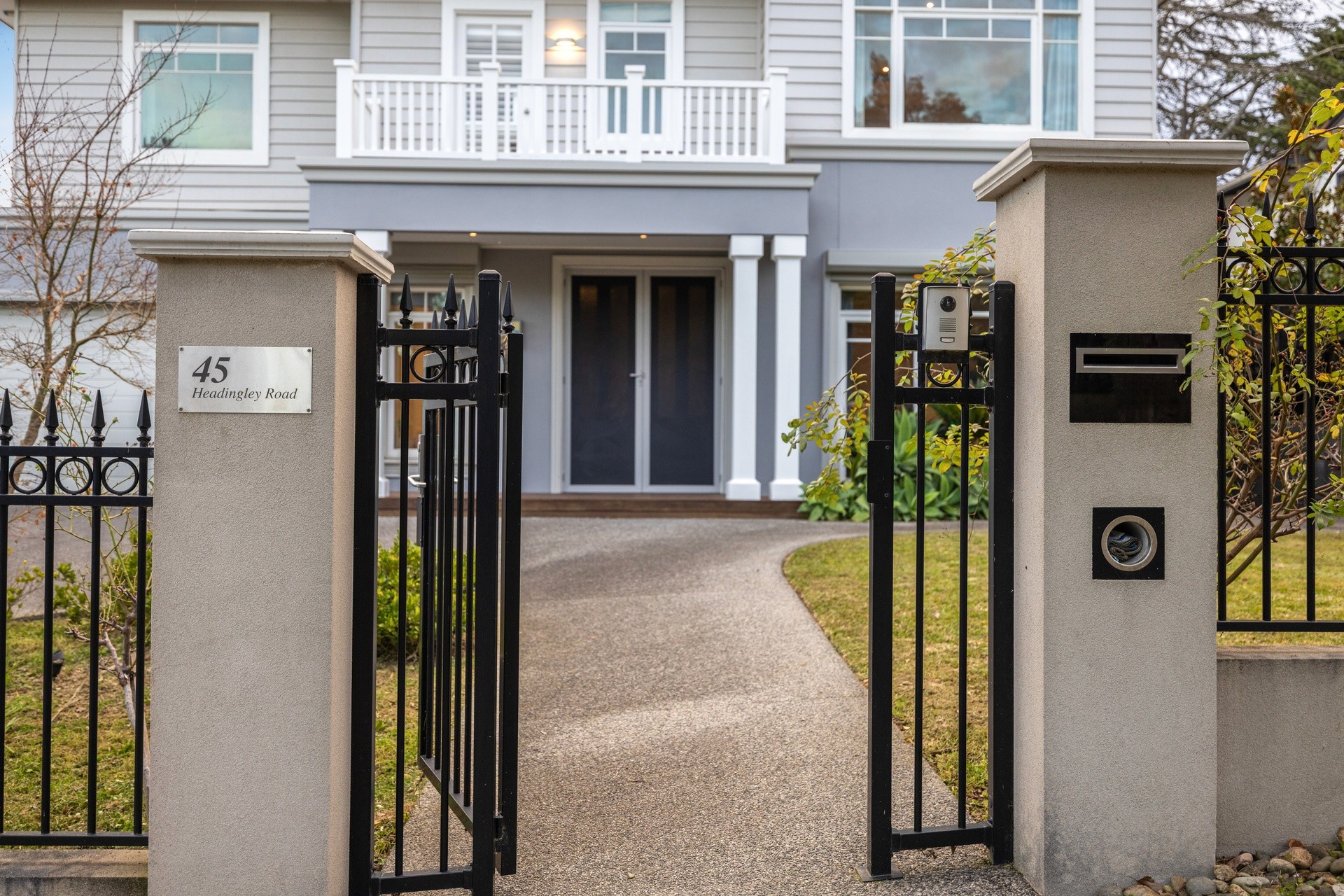 45 Headingley Road, Mount Waverley, VIC 3149