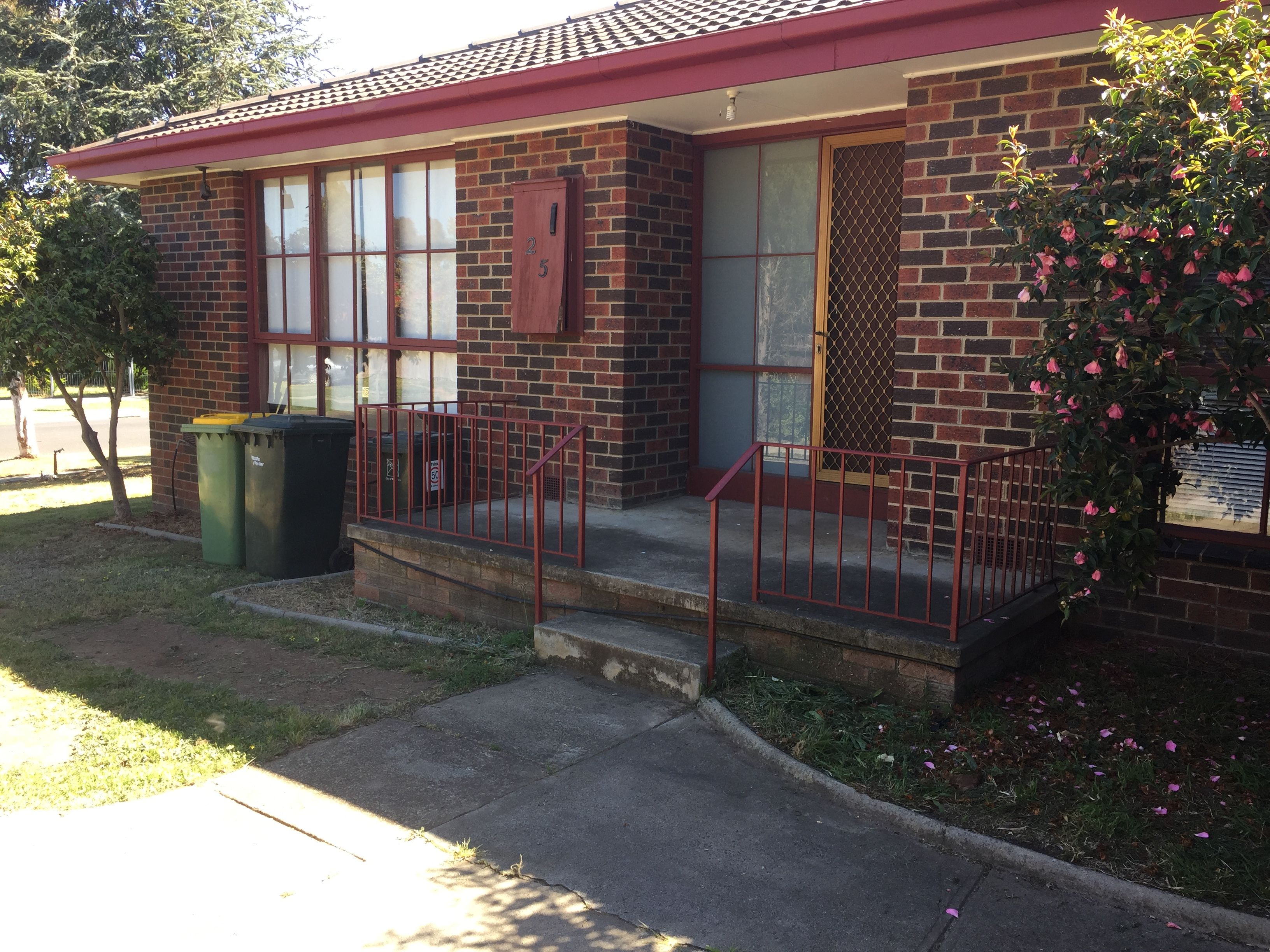 25 Buckmaster Drive, Mill Park, VIC 3082
