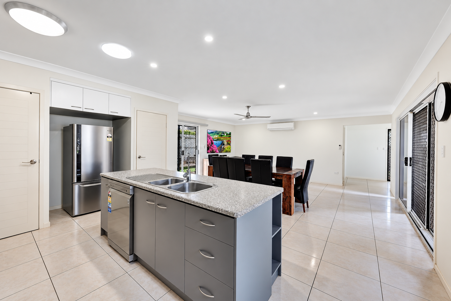 28 Coral Garden Drive — photo 4 of 30