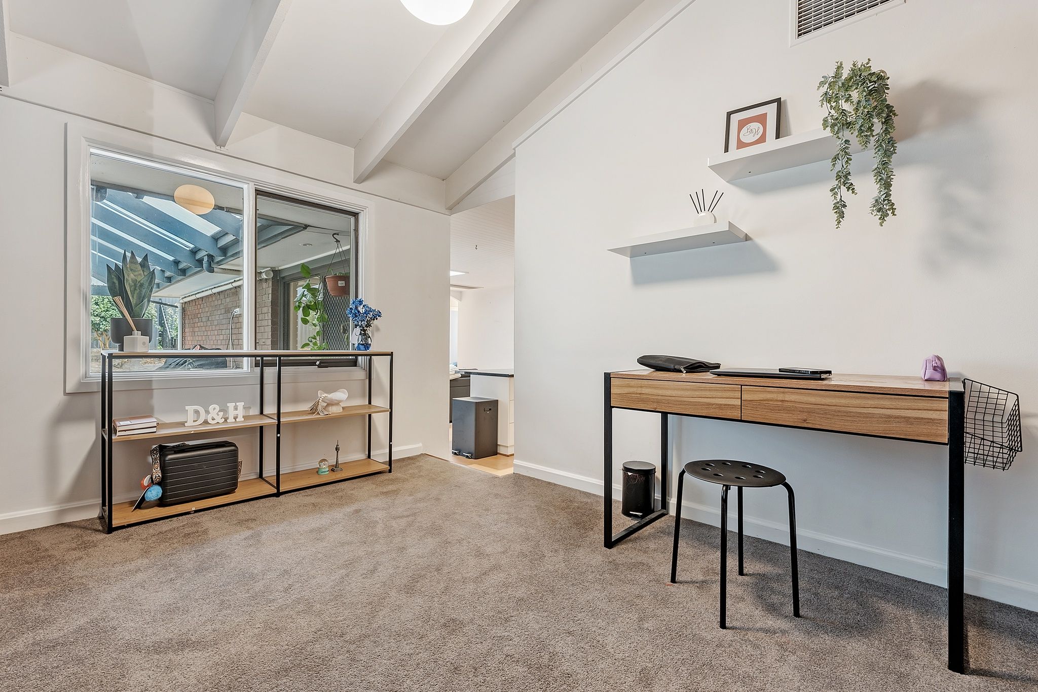 2 Birkdale Close — photo 8 of 24