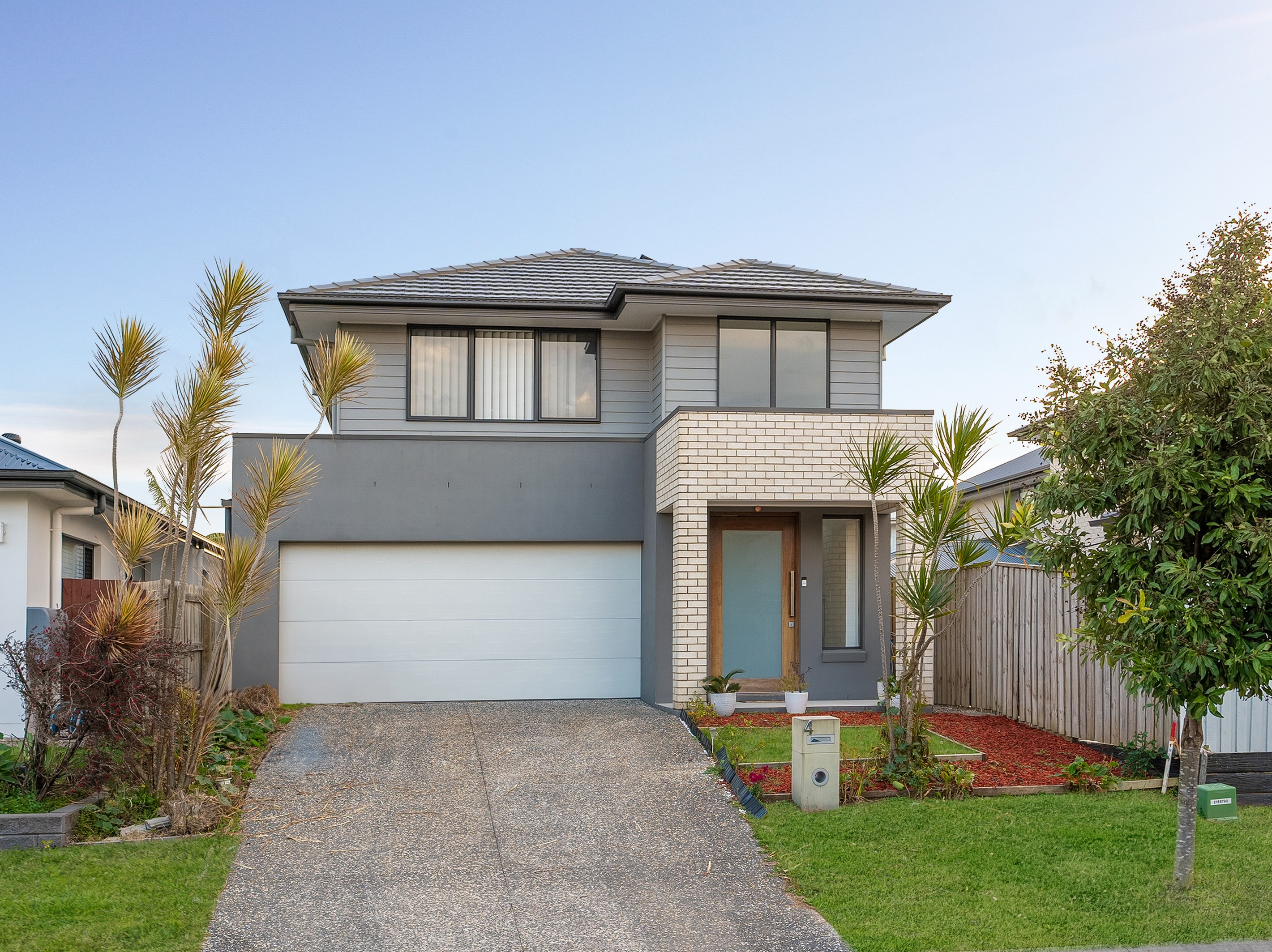 4 Smith Crescent, Mango Hill, QLD 4509