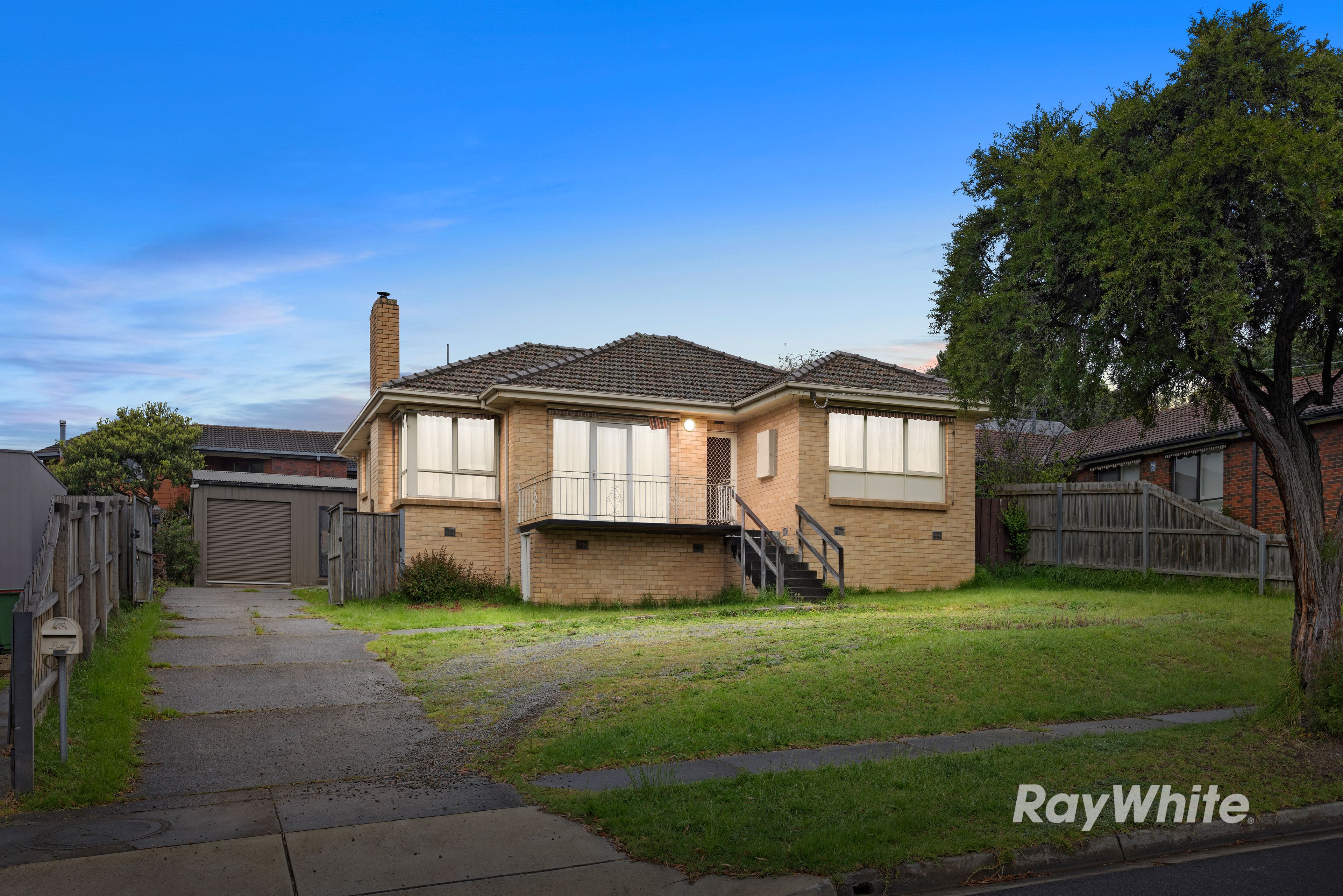 7 Baldwin Avenue — photo from Ray White Carnegie