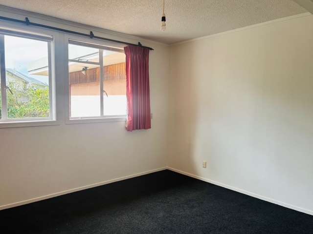 276 Te Atatu Road photo 14