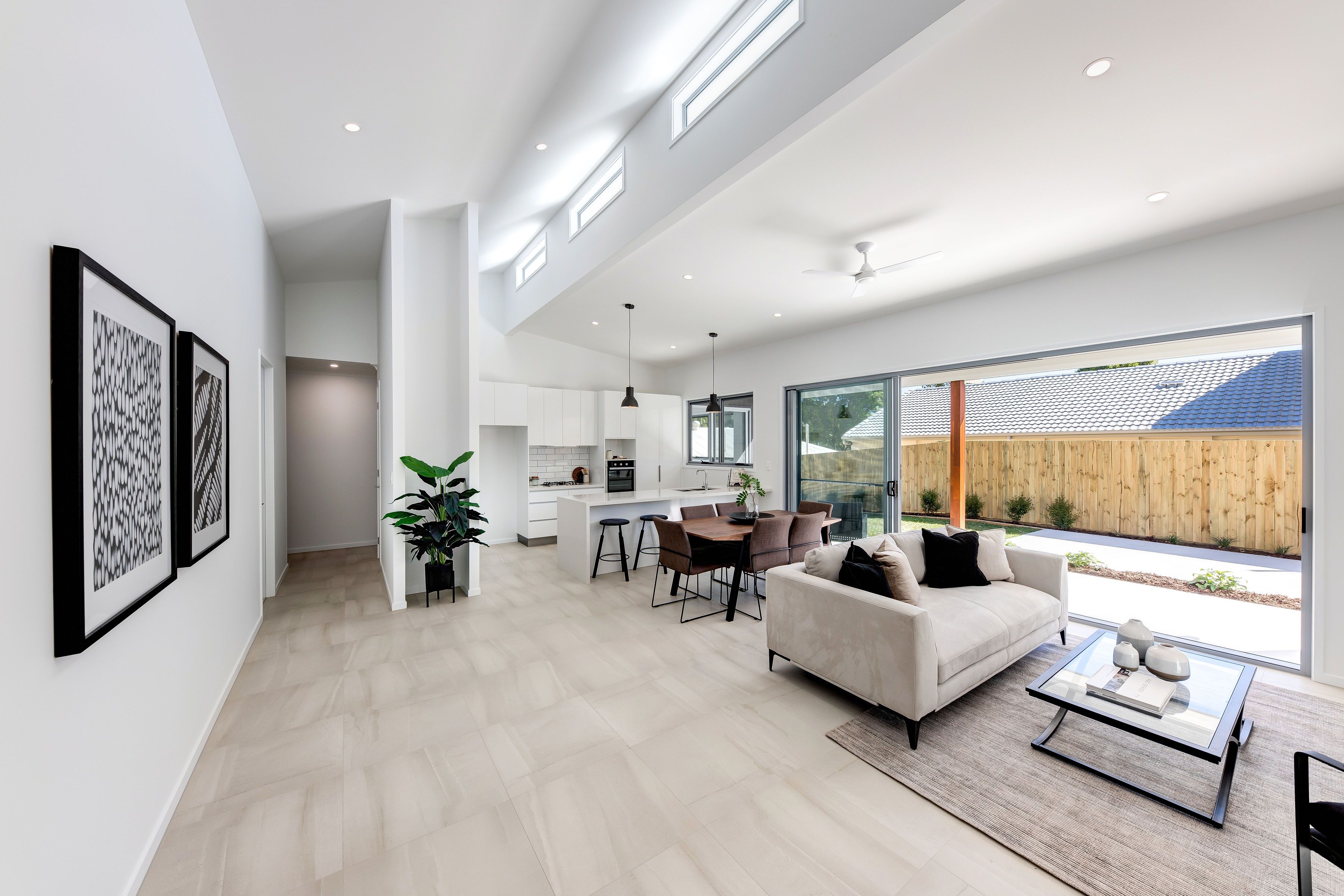 2/6 Camden Way, Maroochydore, QLD 4558