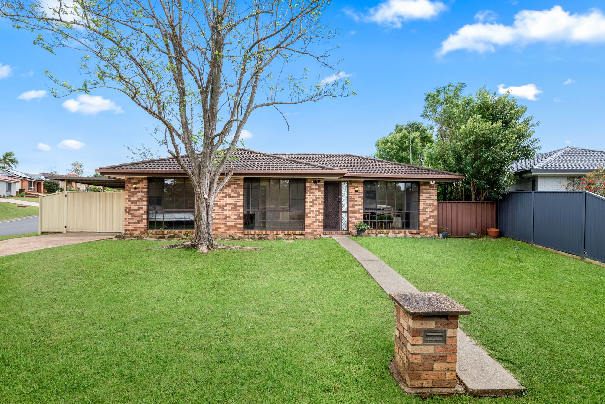 1 Sampson Place, Rosemeadow NSW 2560