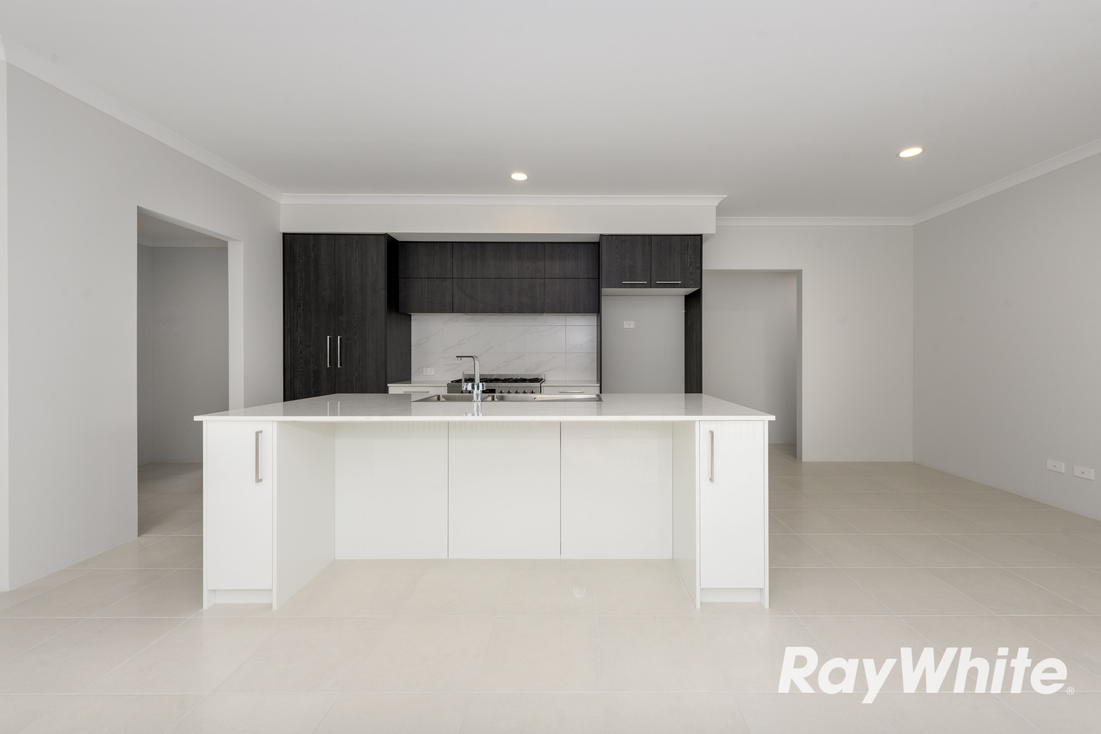 5 Salinas Way, Madora Bay, WA 6210