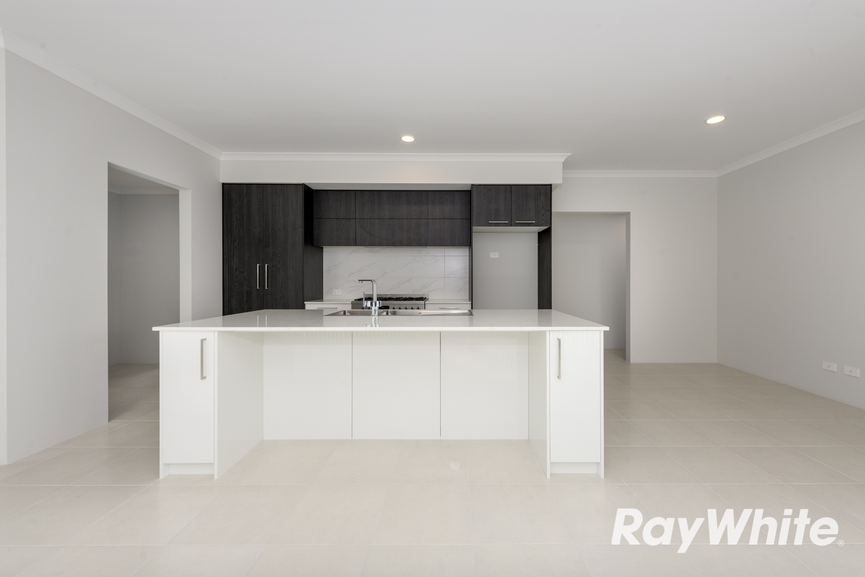 5 Salinas Way, Madora Bay, WA 6210