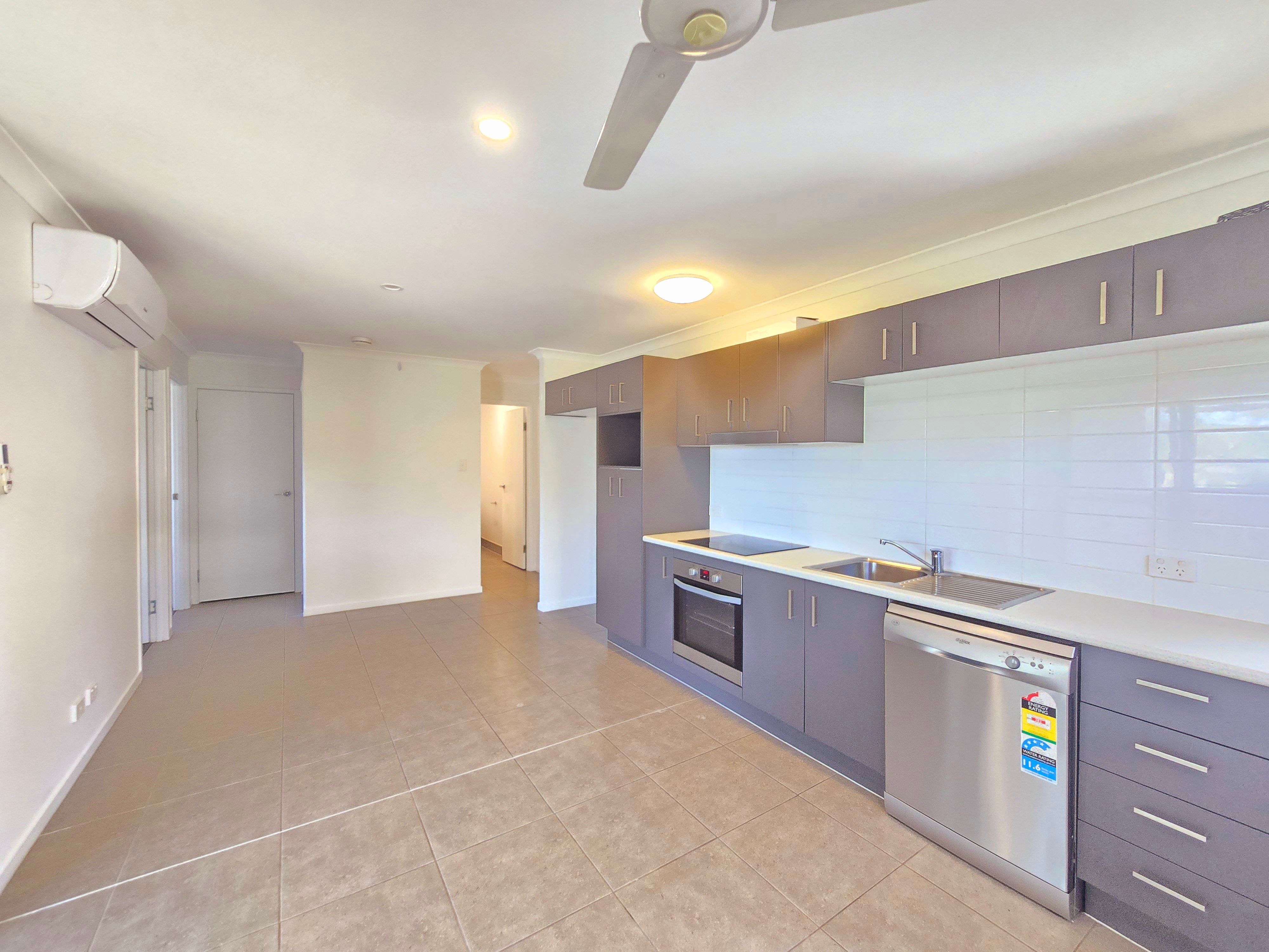 1/4 Pope Avenue, Burnside, QLD 4560