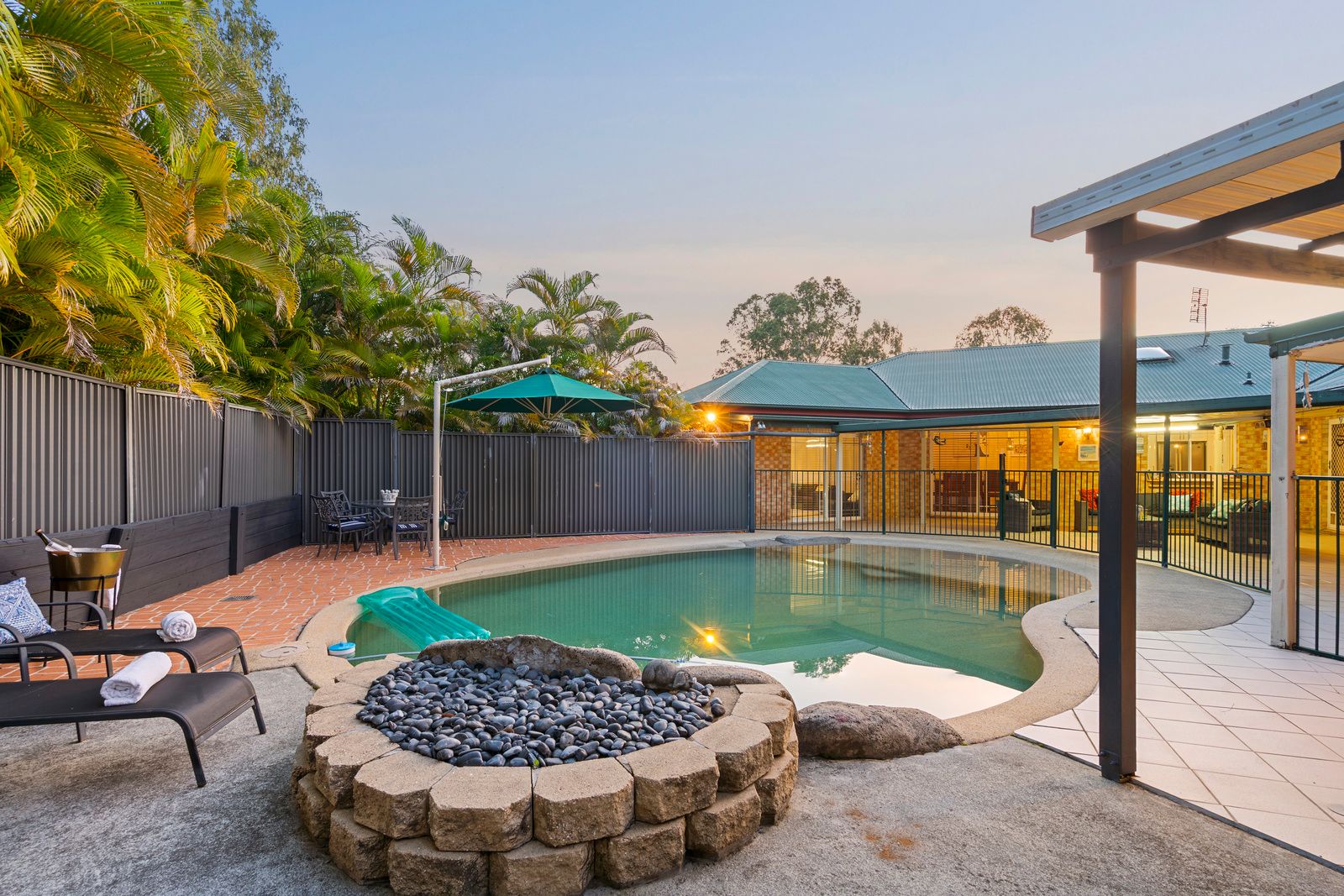 10 Ewingar Court — photo 6 of 30