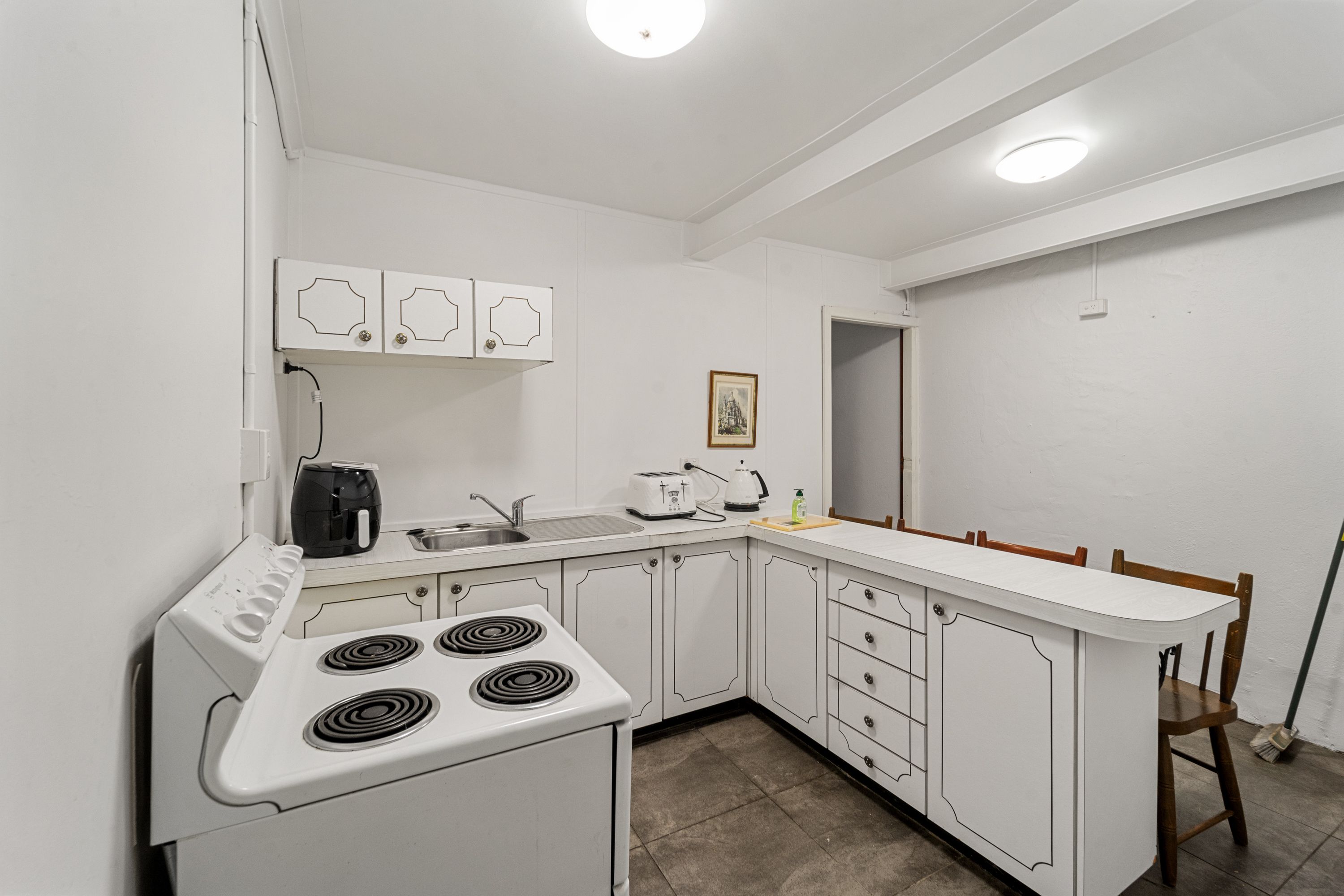 2/14-16 Denison Street — photo 3 of 6