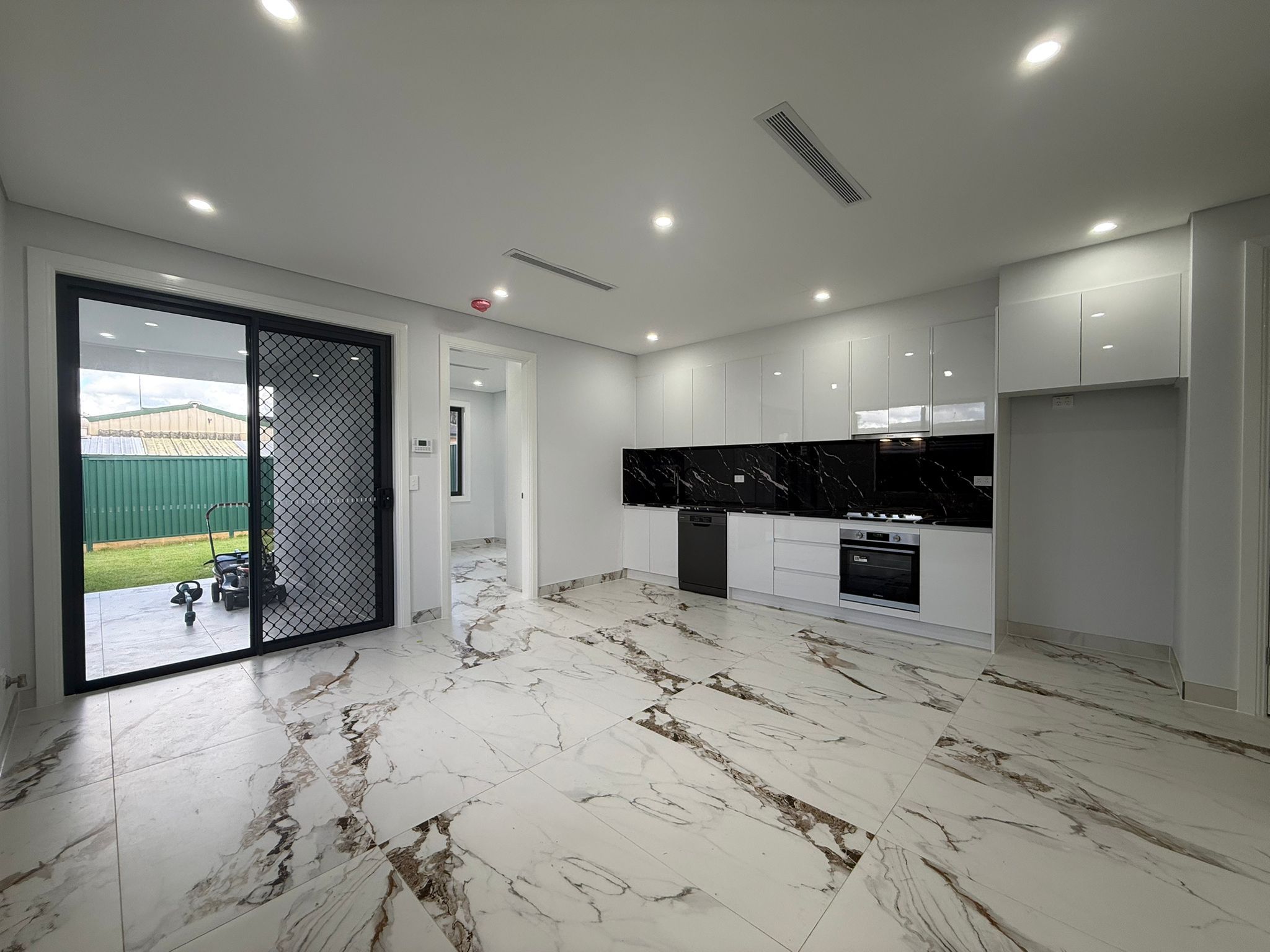 17A Corio Drive, St Clair, NSW 2759