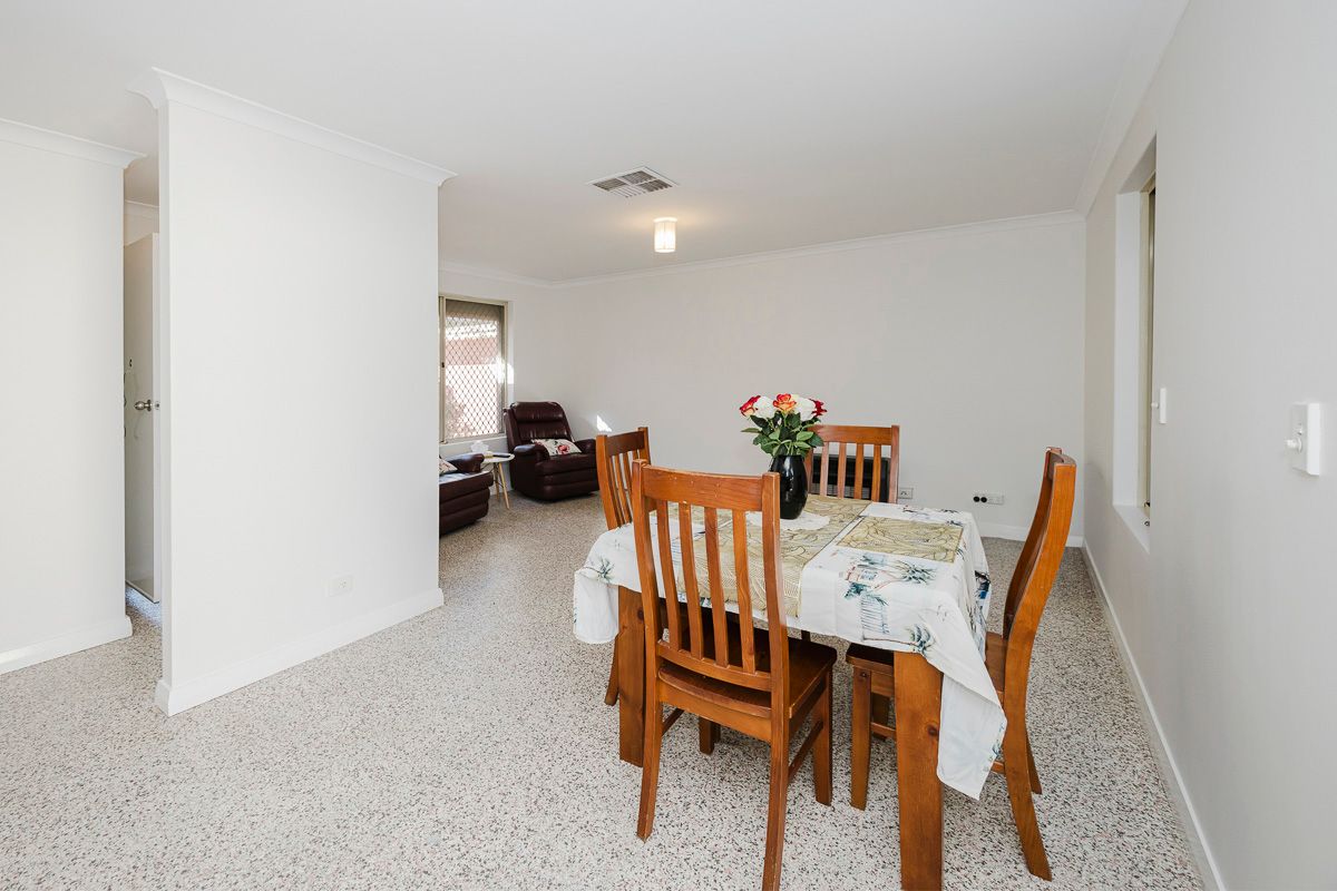 5/15 Brooks Drive — photo 13 of 27