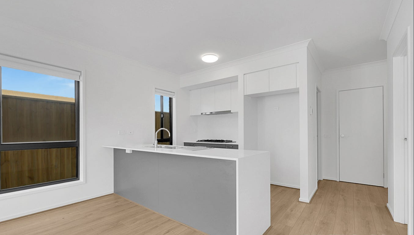 7 League Road, Donnybrook, VIC 3064