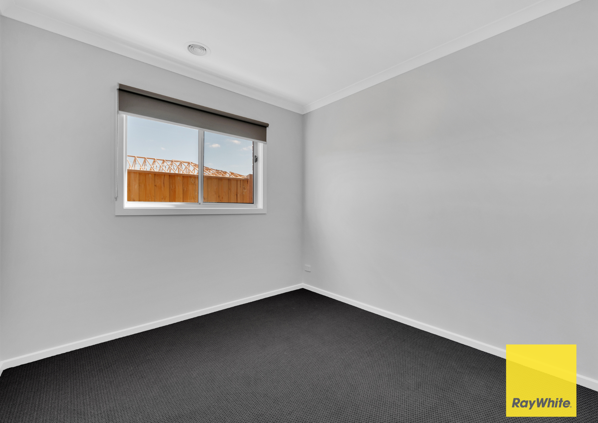 37 Monakeeba Boulevard — photo 9 of 13