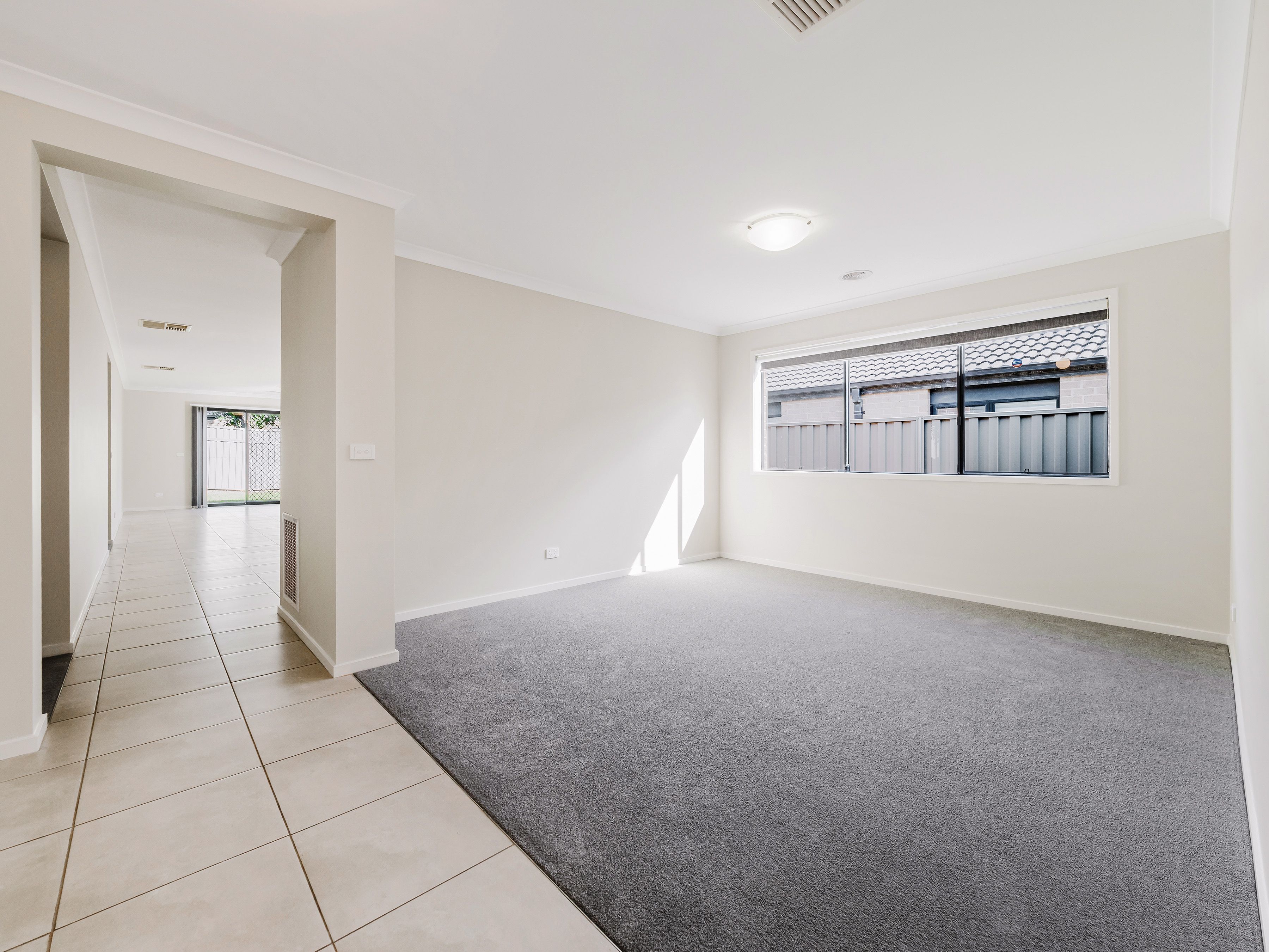 15 Wiltshire Avenue, Cranbourne East, VIC 3977