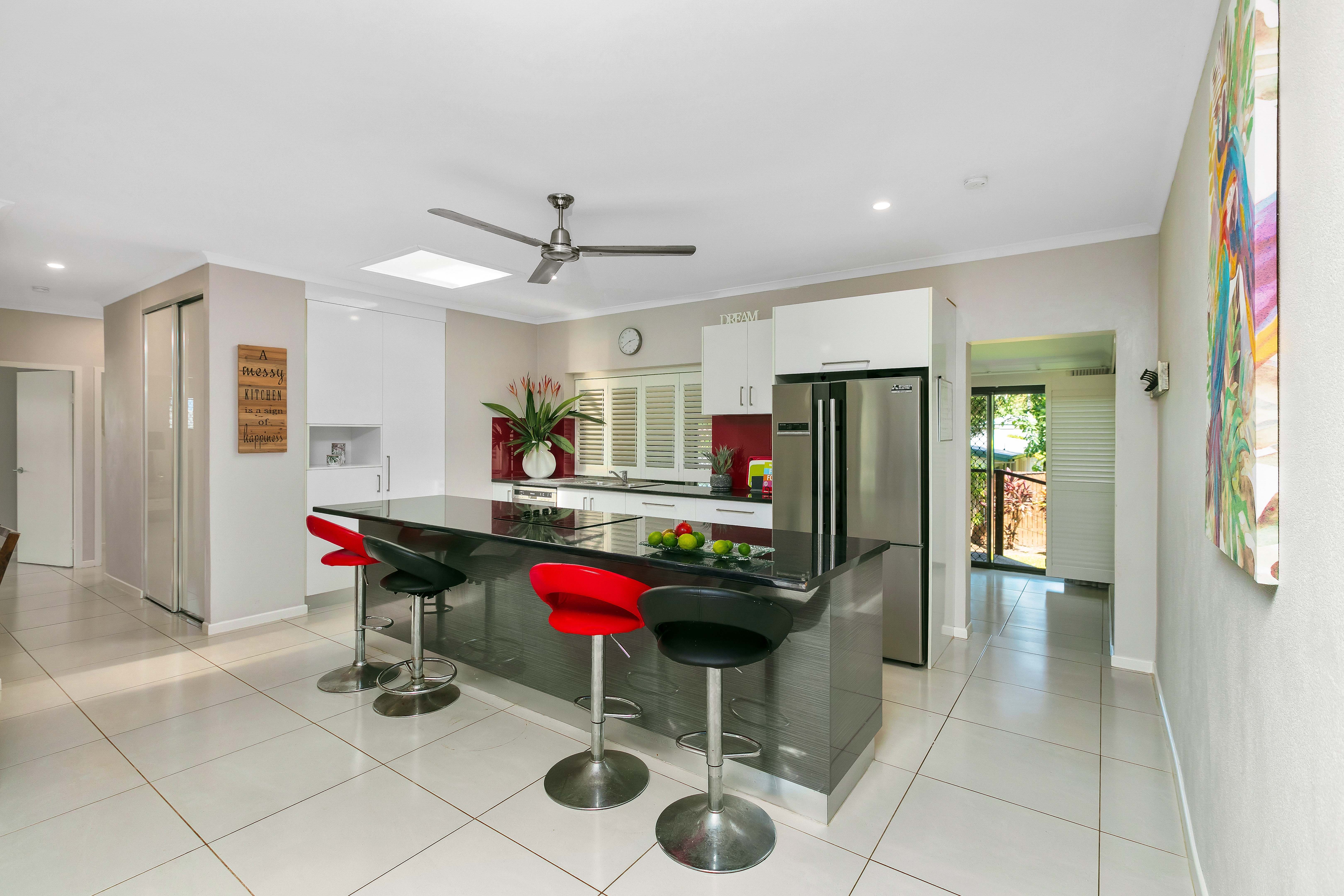 5 Anivas Close, Freshwater, QLD 4870