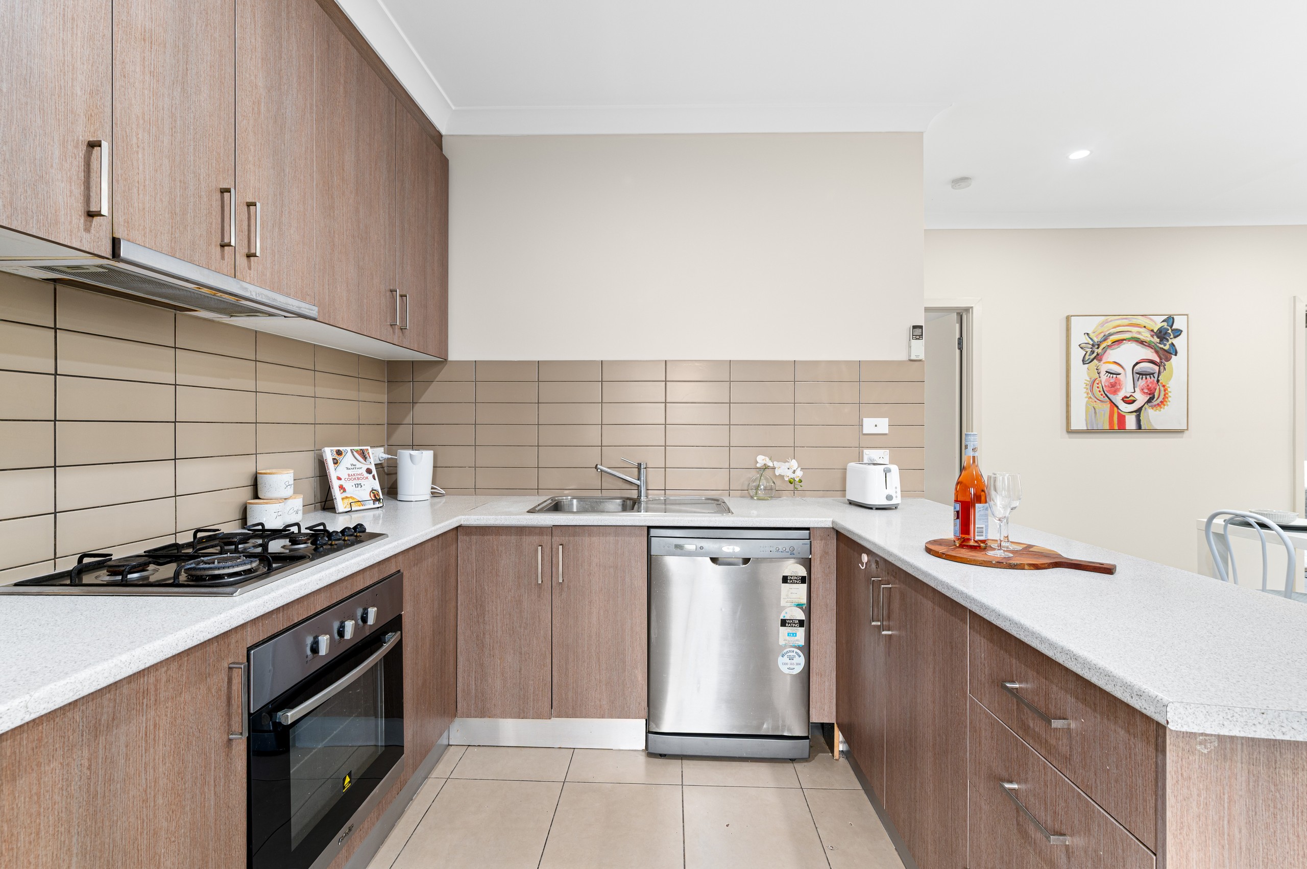 2/11 Lloyd Avenue, Epping, VIC 3076