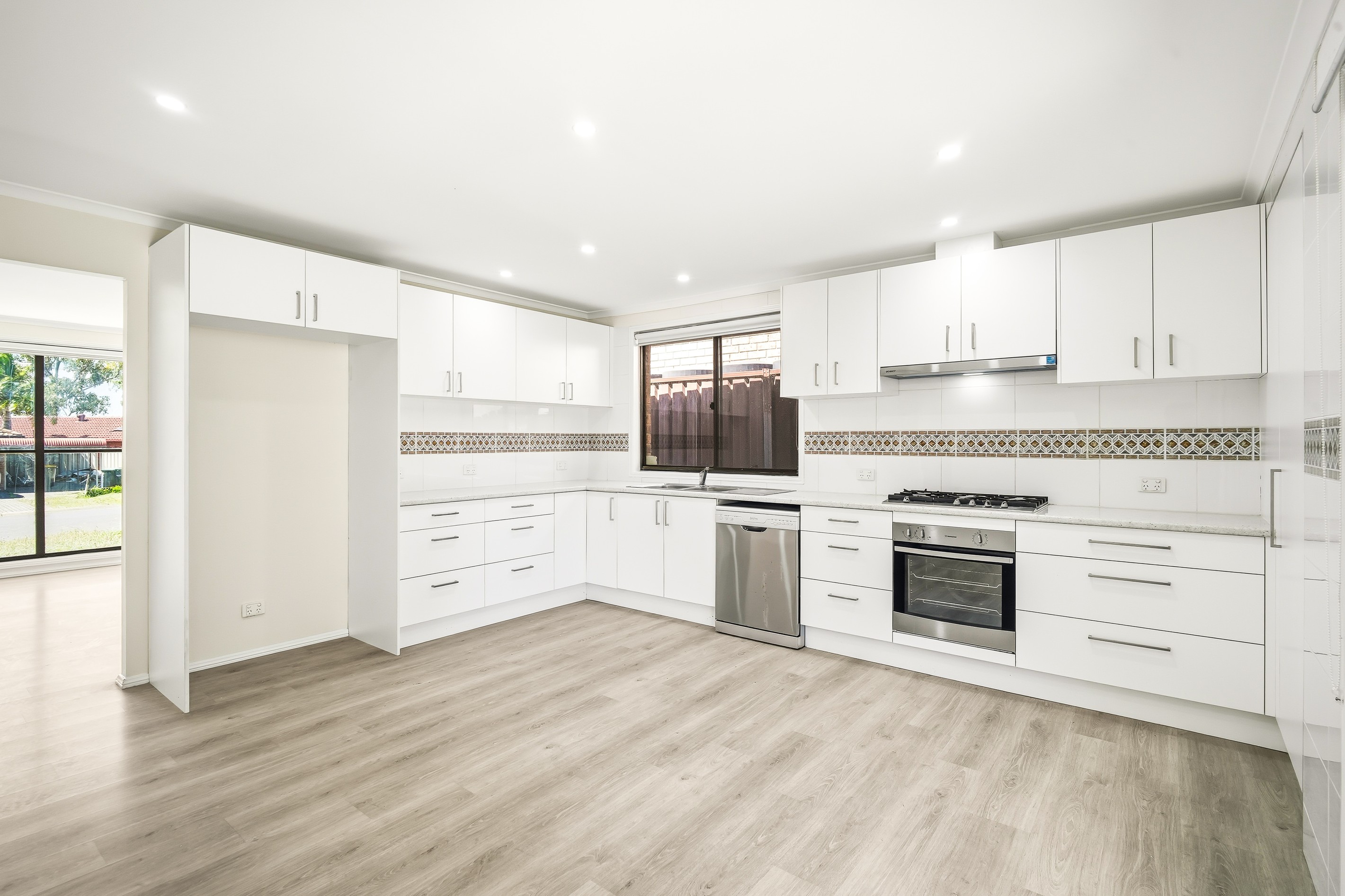 11 Skylark Cresent, Erskine Park, NSW 2759